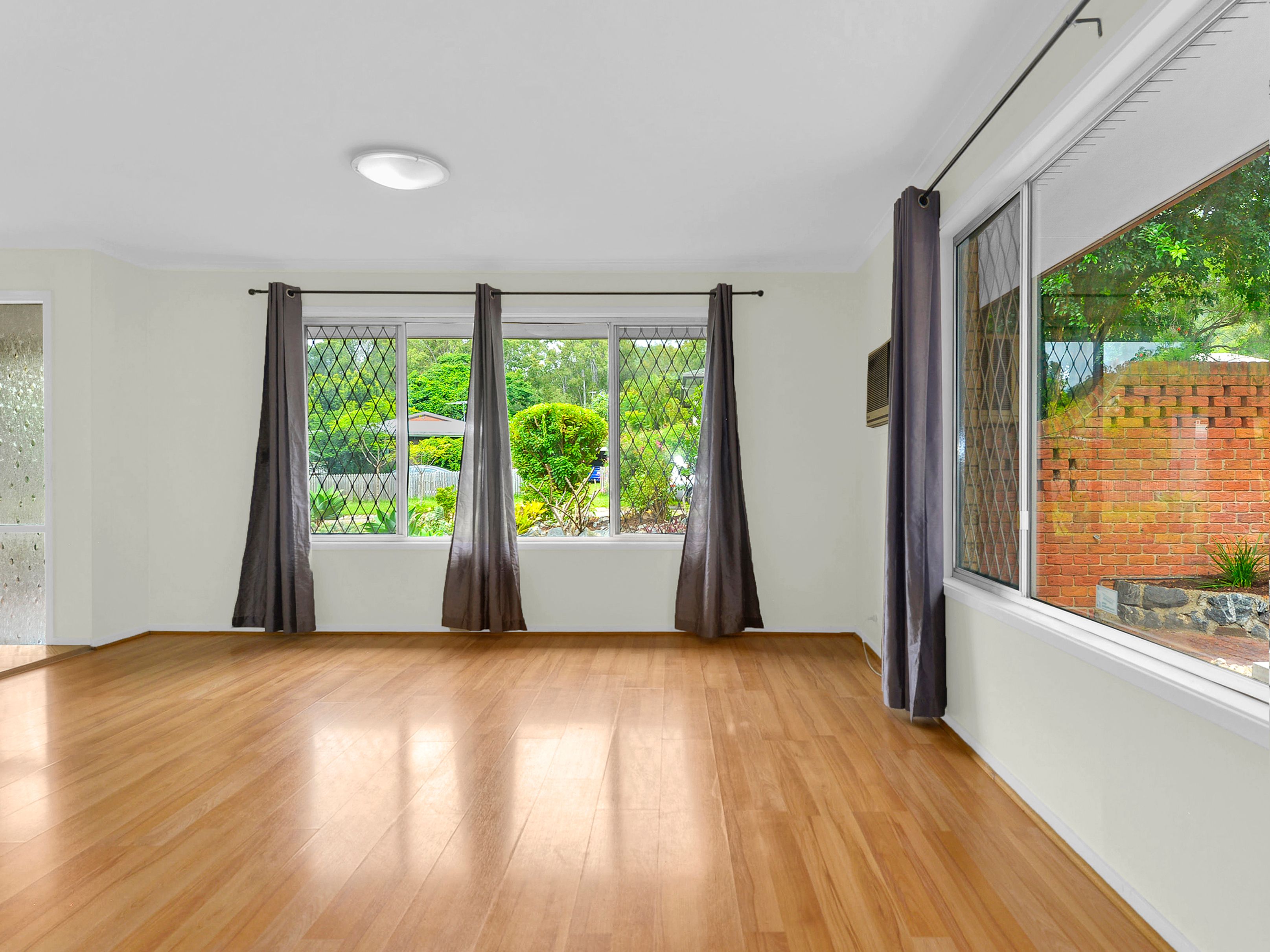 15 Karrabin Street, Mitchelton QLD 4053