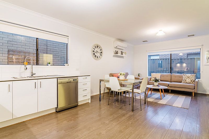 15 Canmore Street, Cranbourne East, VIC 3977