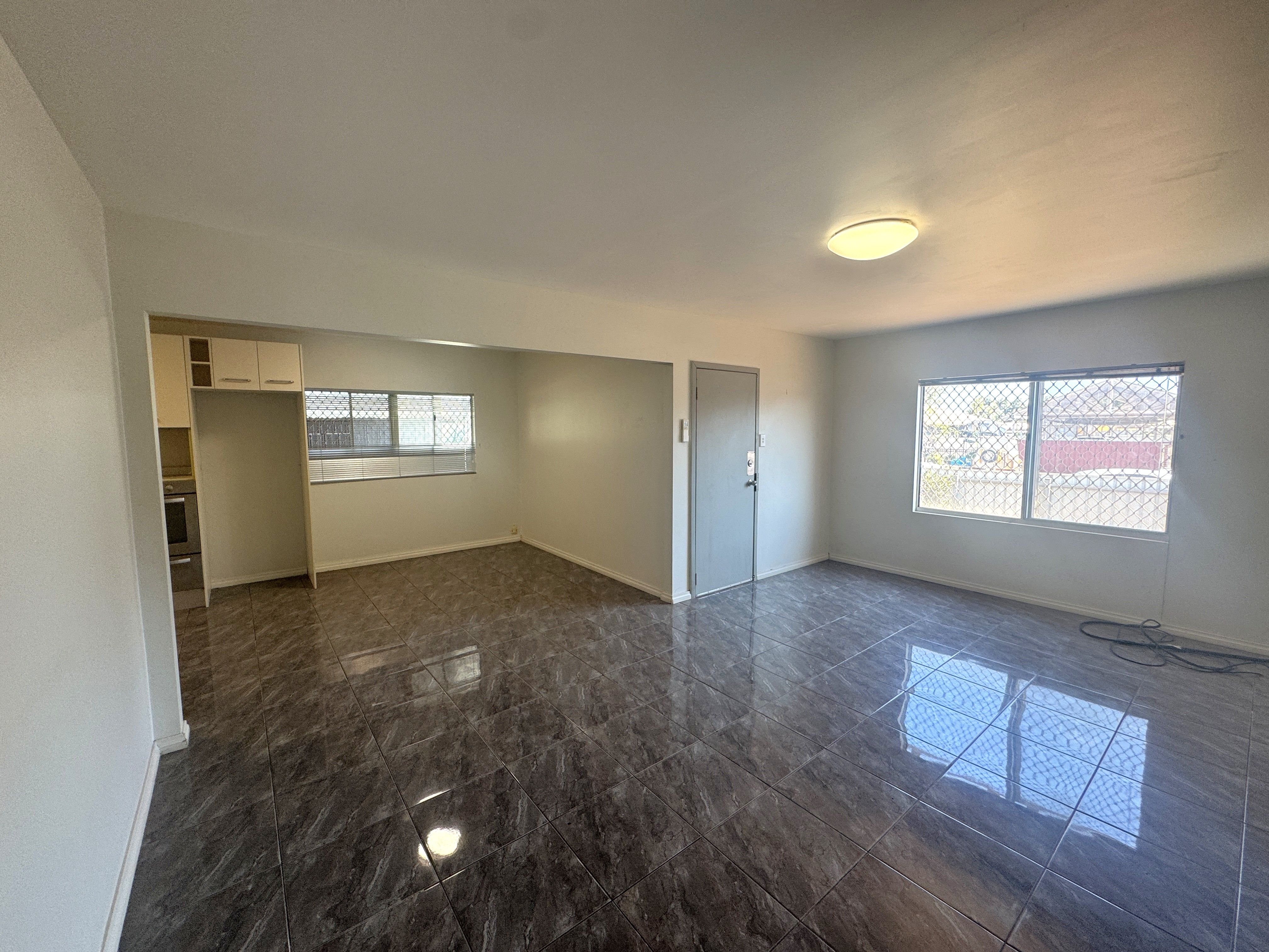 66 Robinson Street — photo 9 of 30