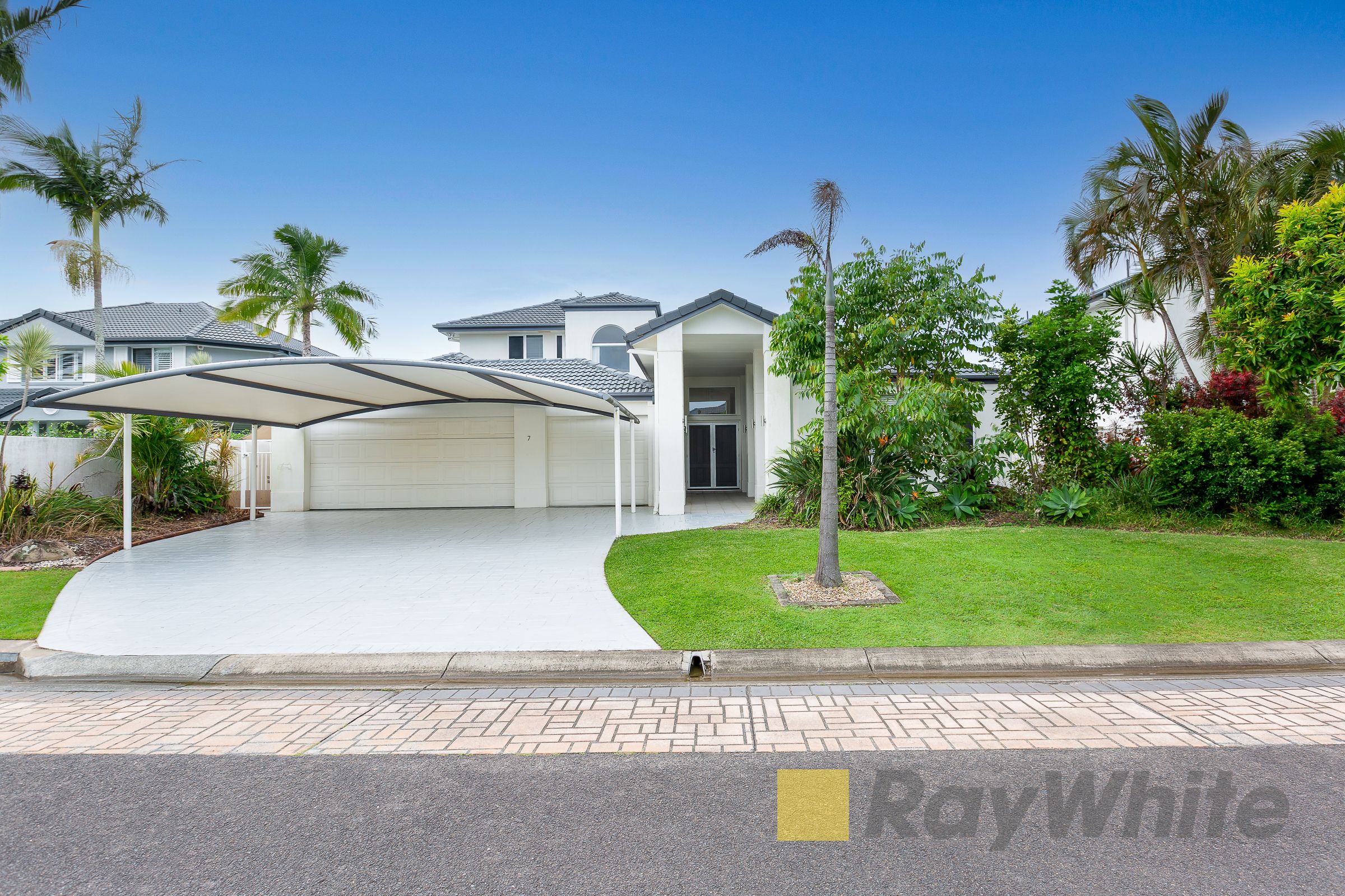 7 Prosperity Drive, Helensvale, QLD 4212