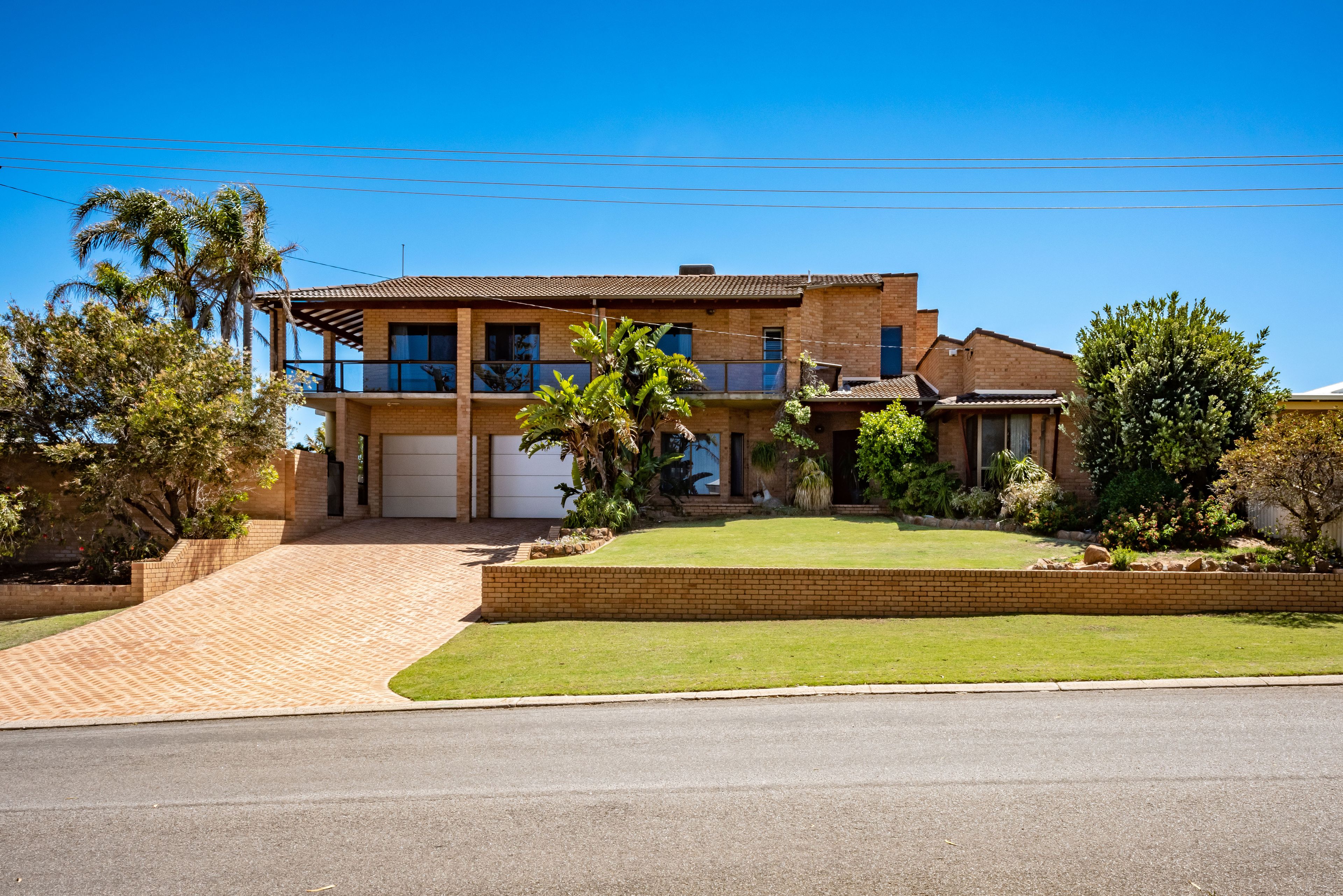 8 Plester Street, Port Denison, WA 6525