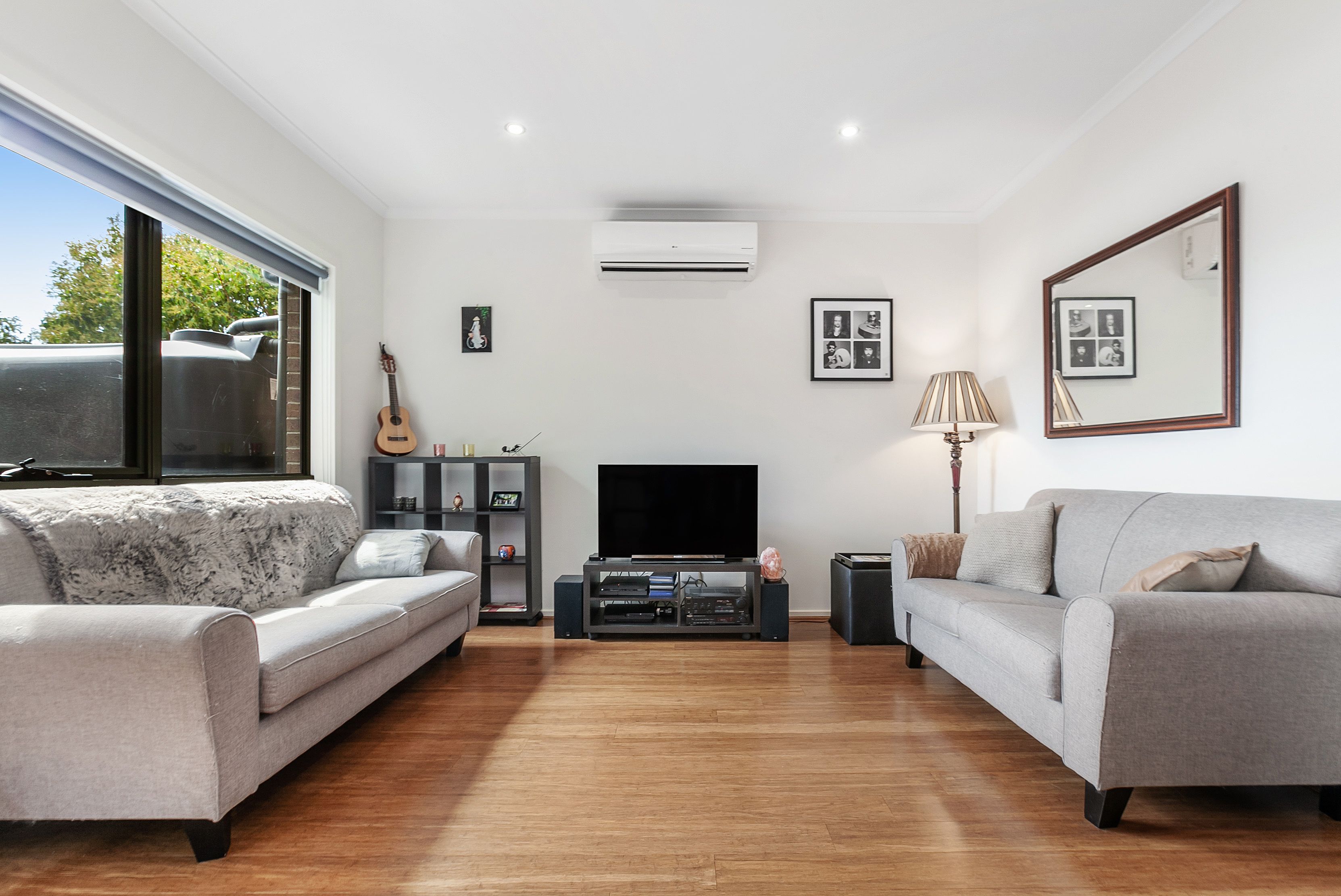 2/31 Erskine Avenue, Reservoir, VIC 3073