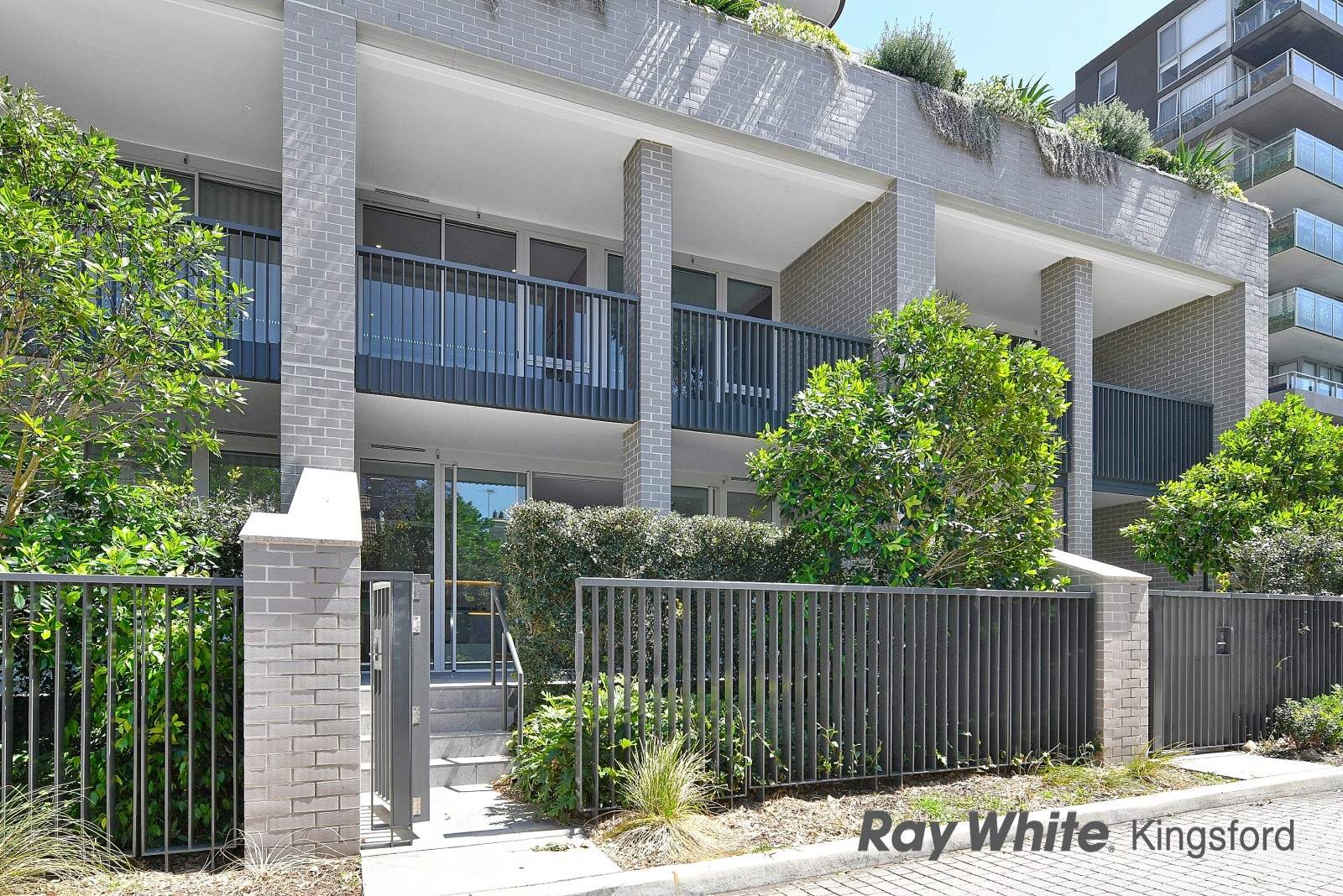 206/32 Ebsworth Street, Zetland, NSW 2017