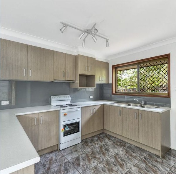 18 Colvillea Street, Eight Mile Plains, QLD 4113