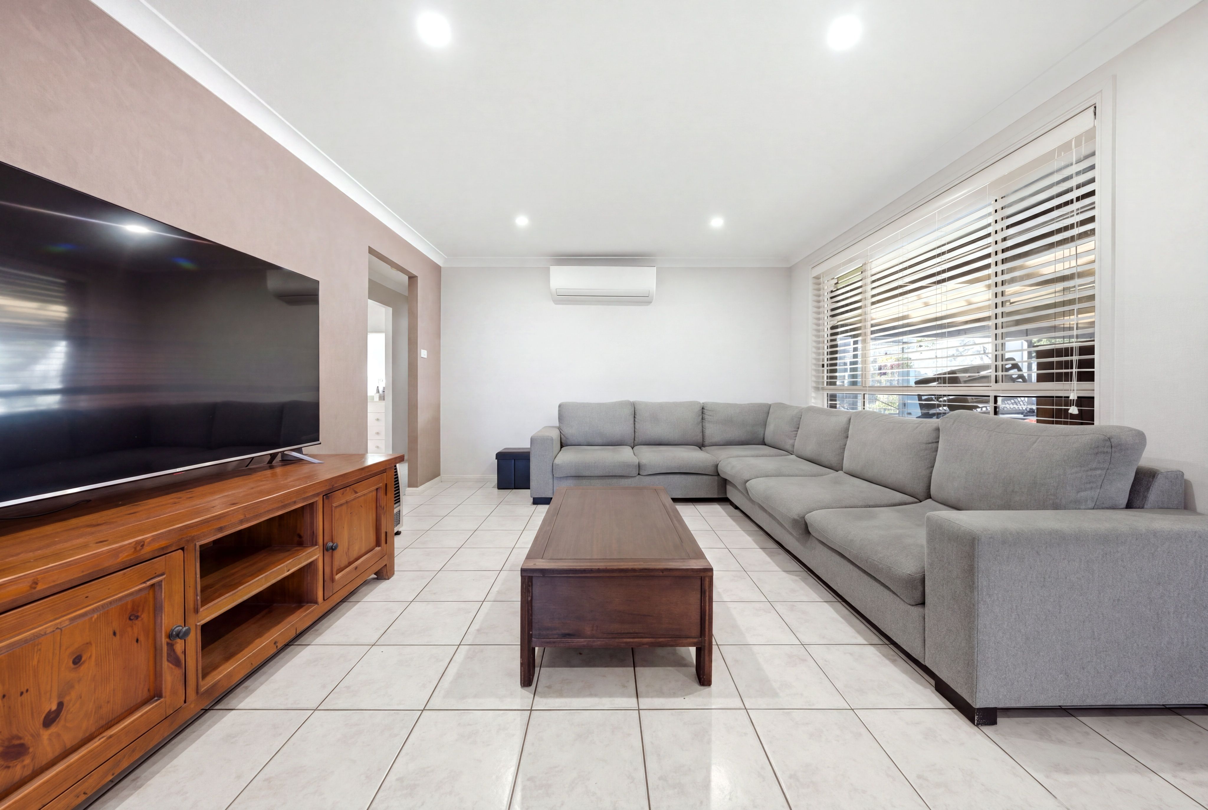 33 Esk Avenue — photo 4 of 20