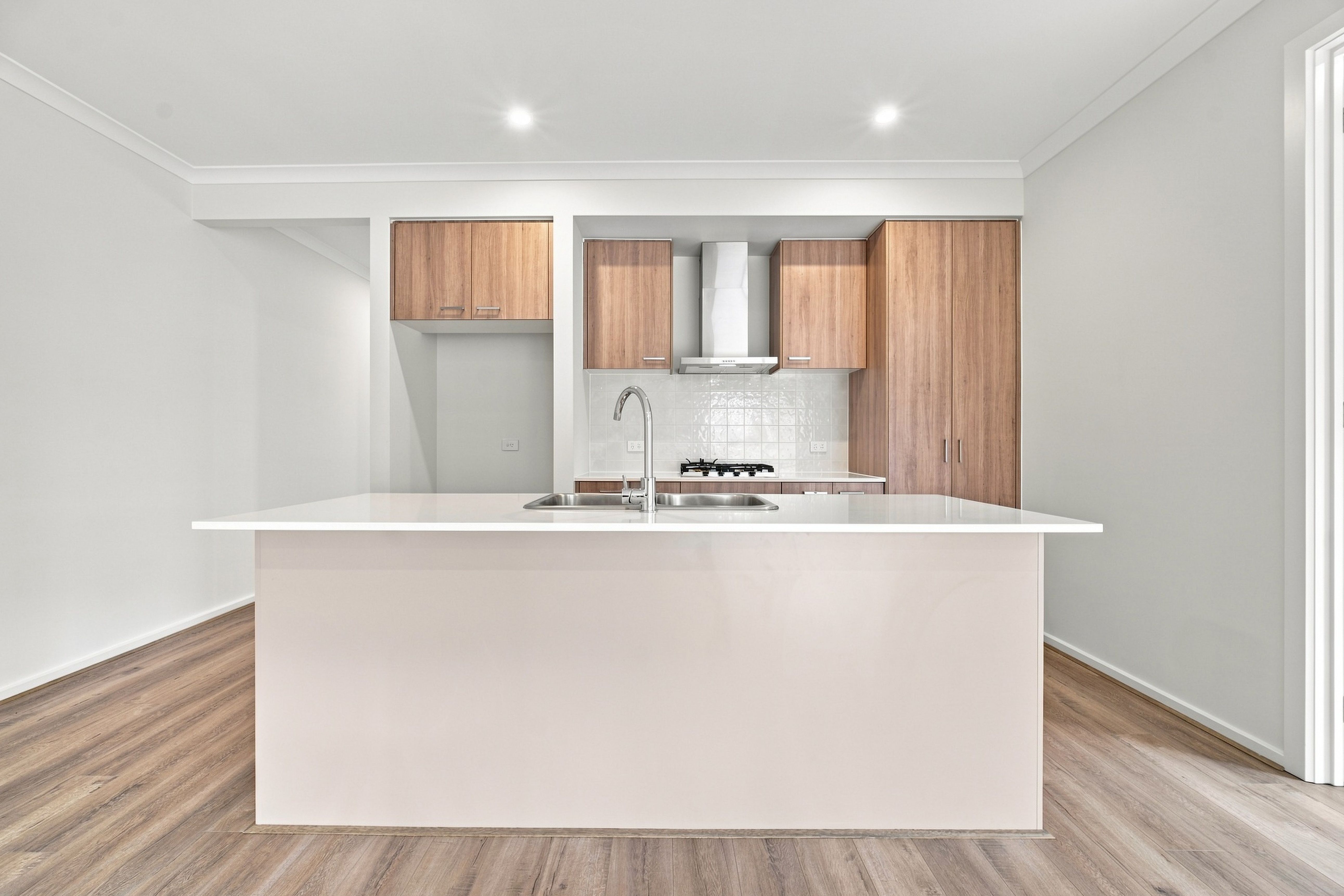 5 Castlecove Street — photo 8 of 22