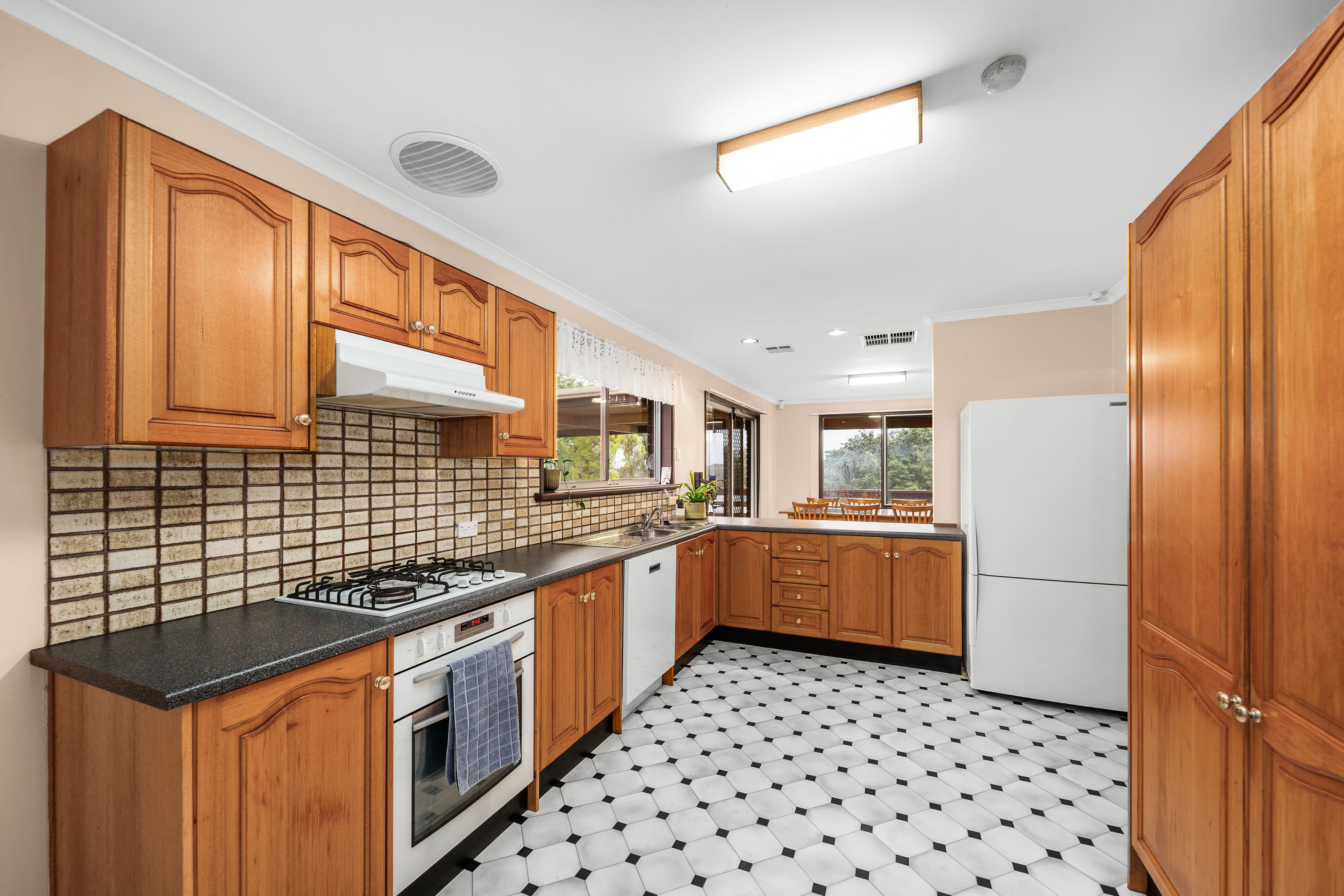 8 Allanton Avenue — photo 10 of 27