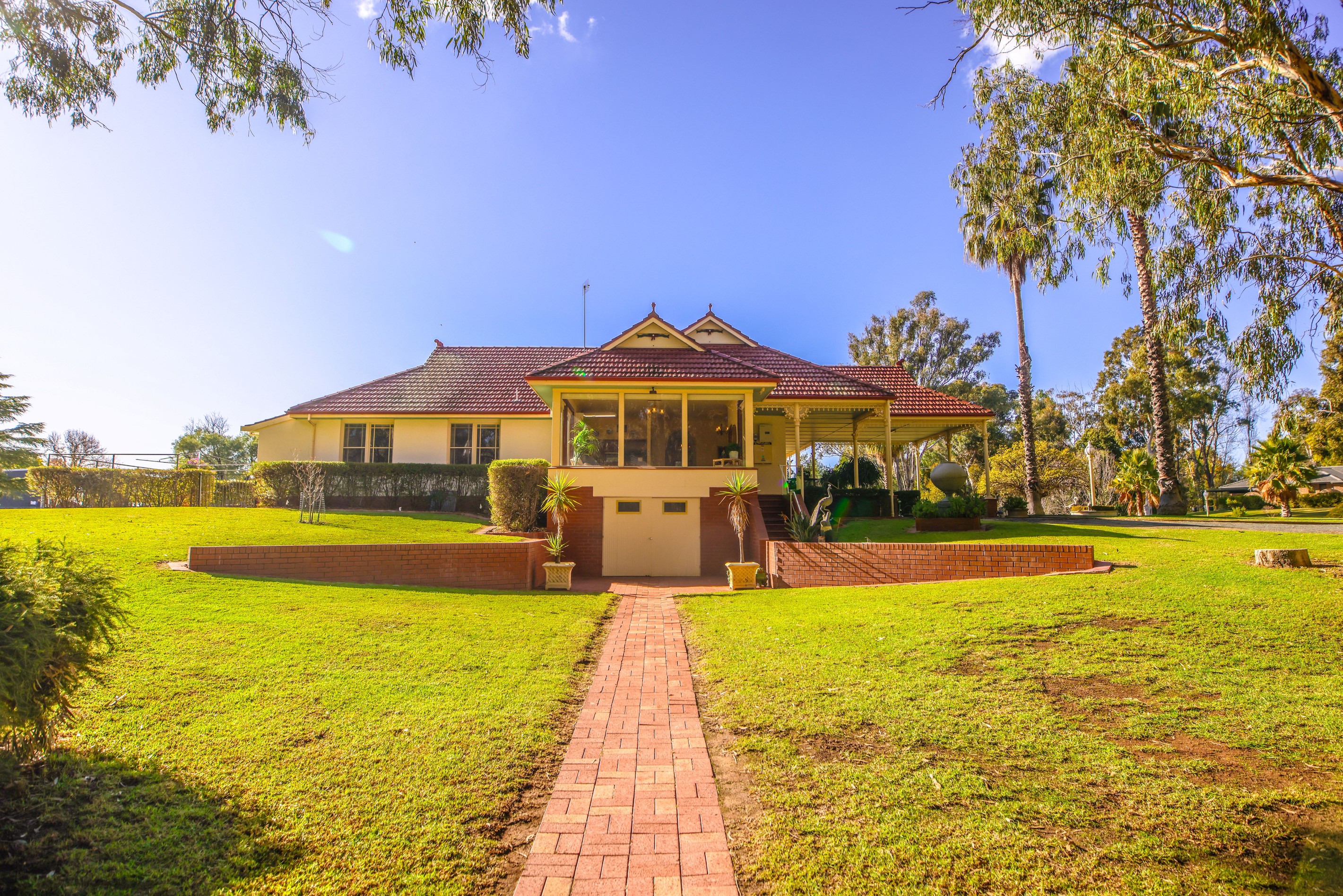 157 Flood Street, Deniliquin, NSW 2710