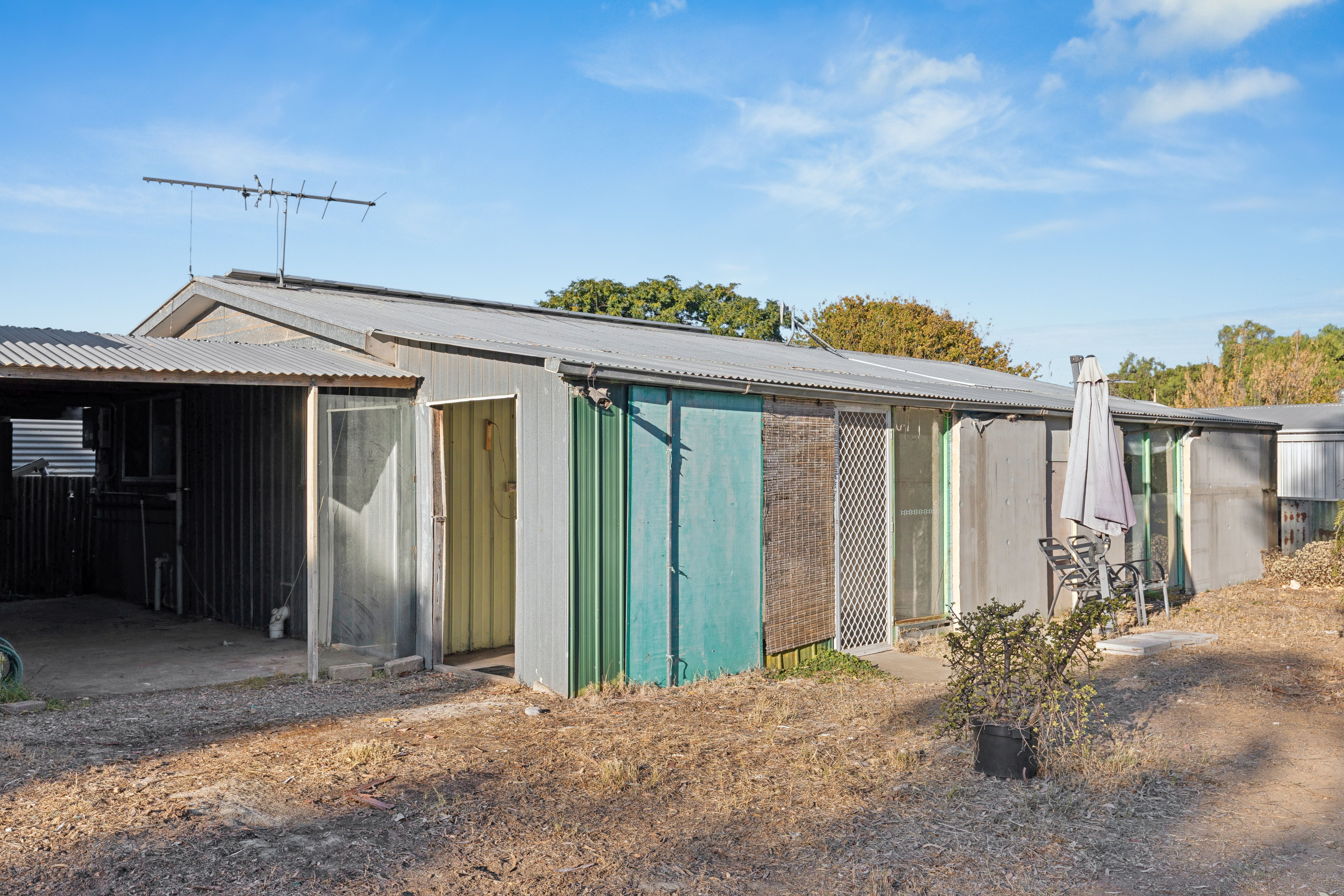 10 Orana Street — photo 4 of 15