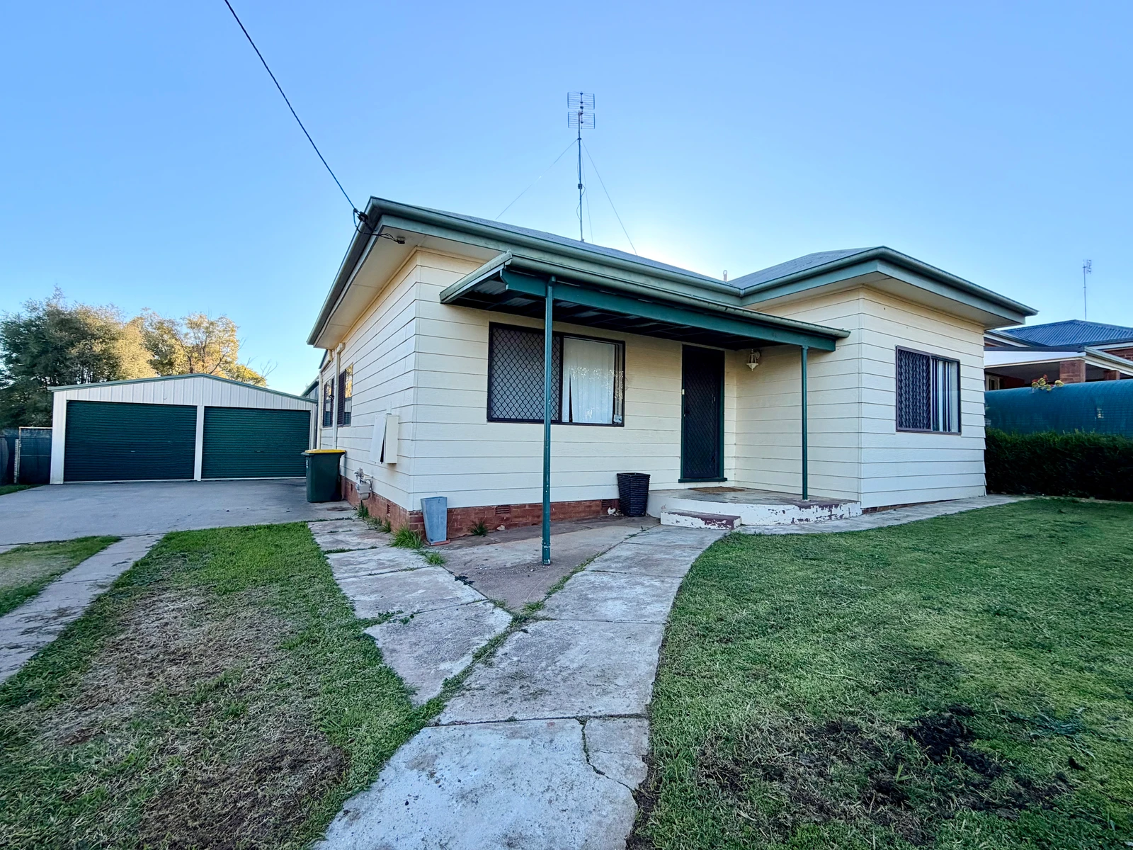 84 High Street, Parkes, NSW 2870