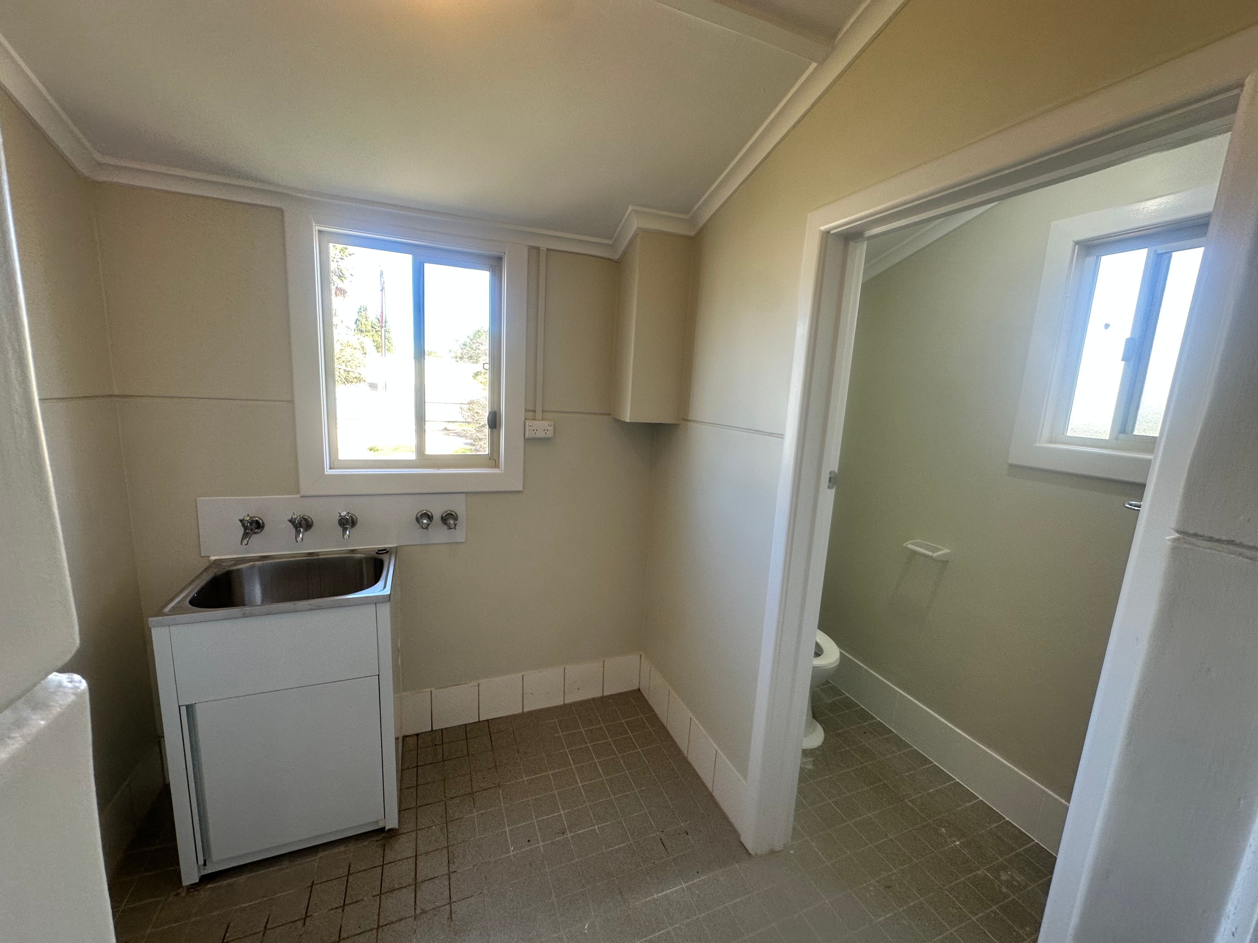 3 Kayser Street — photo 8 of 10