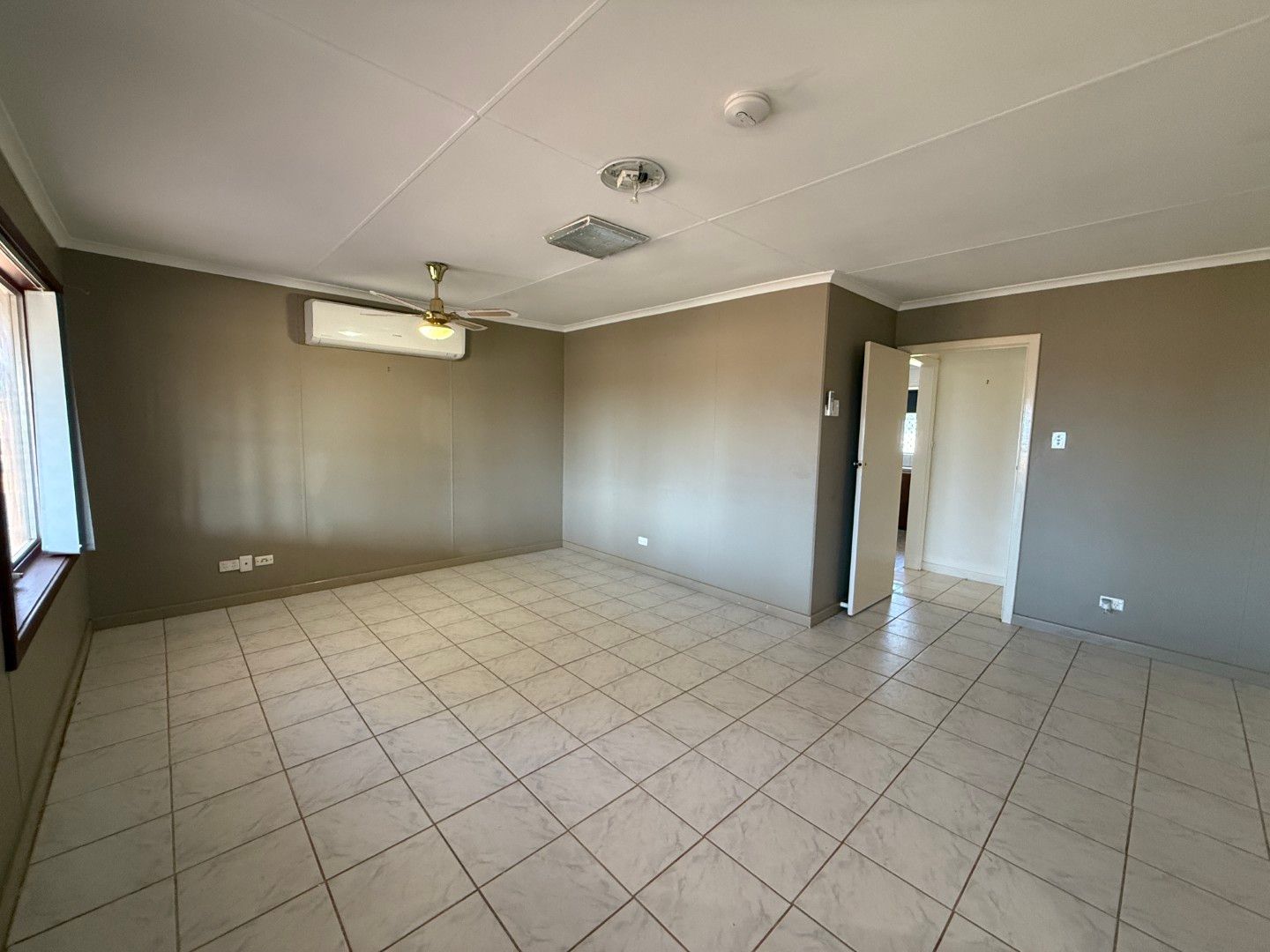8 McKenzie Way — photo 11 of 30