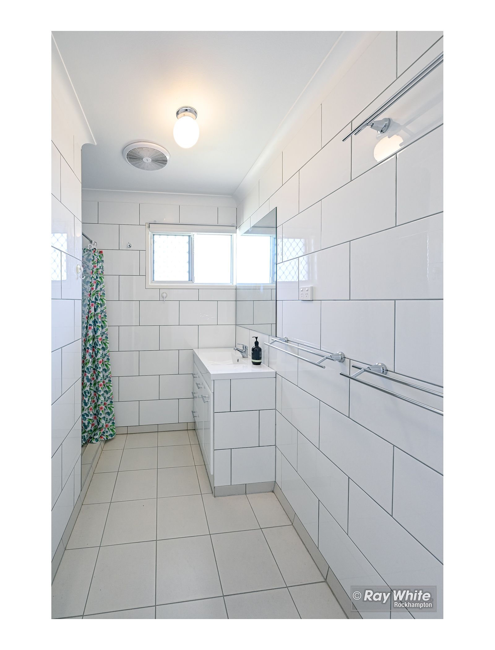 2/260 Carpenter Street, Frenchville, QLD 4701