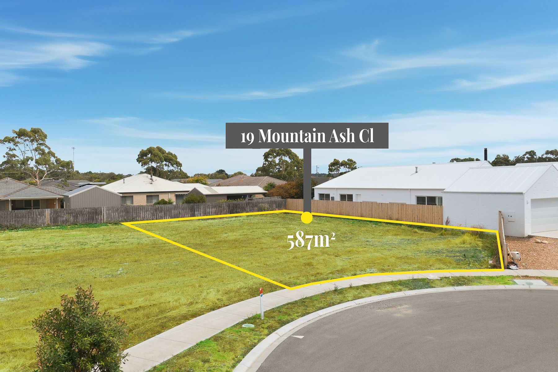 19 Mountain Ash Close — photo 3 of 6