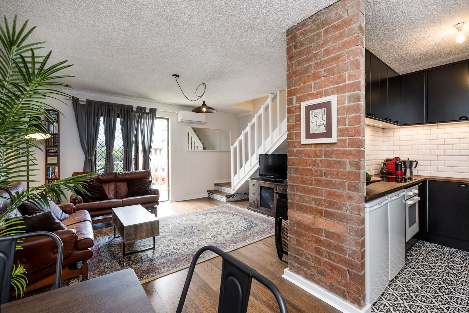 309 Harborne Street, Glendalough WA 6016