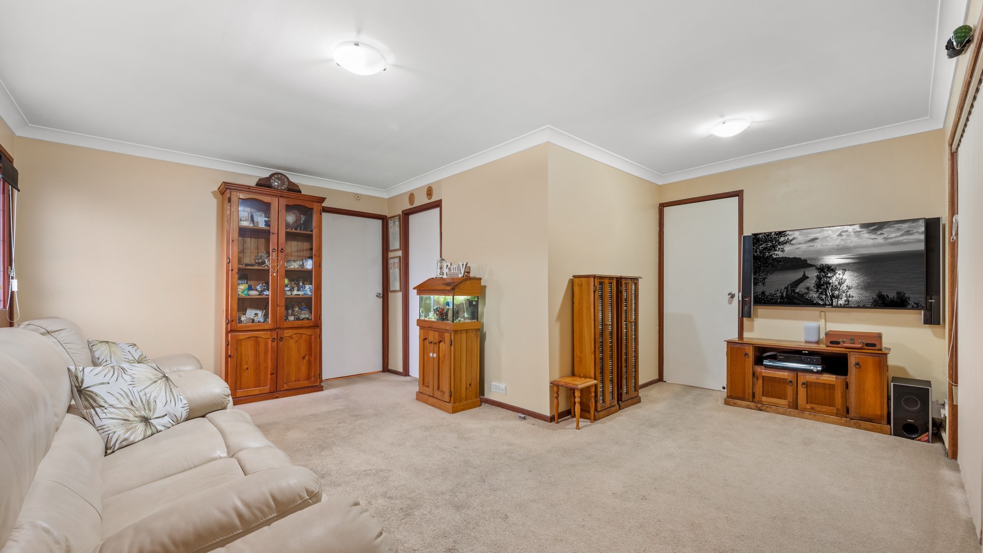 8 Bray Place, Ambarvale, NSW 2560