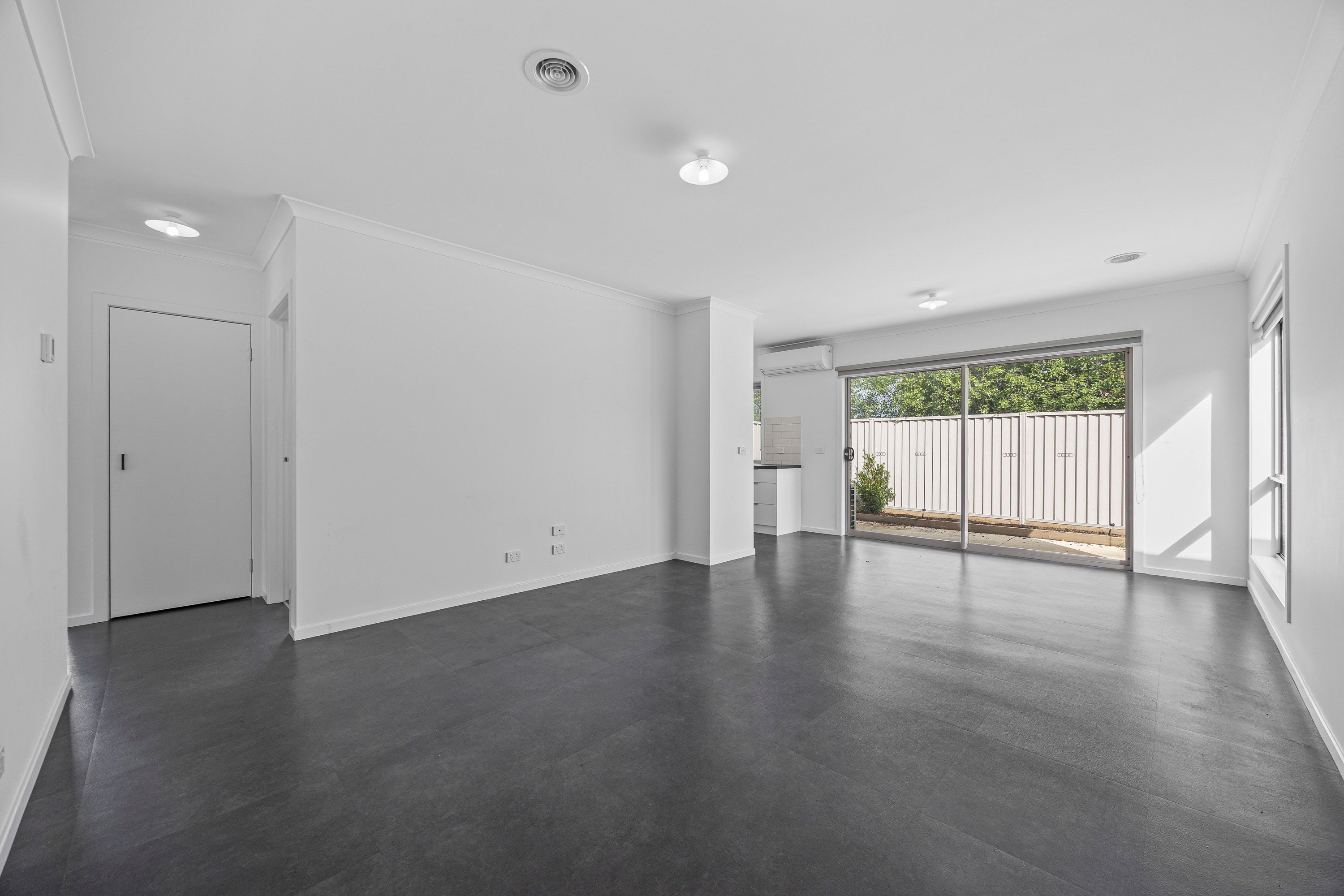 4/15A Kent Street — photo 4 of 10