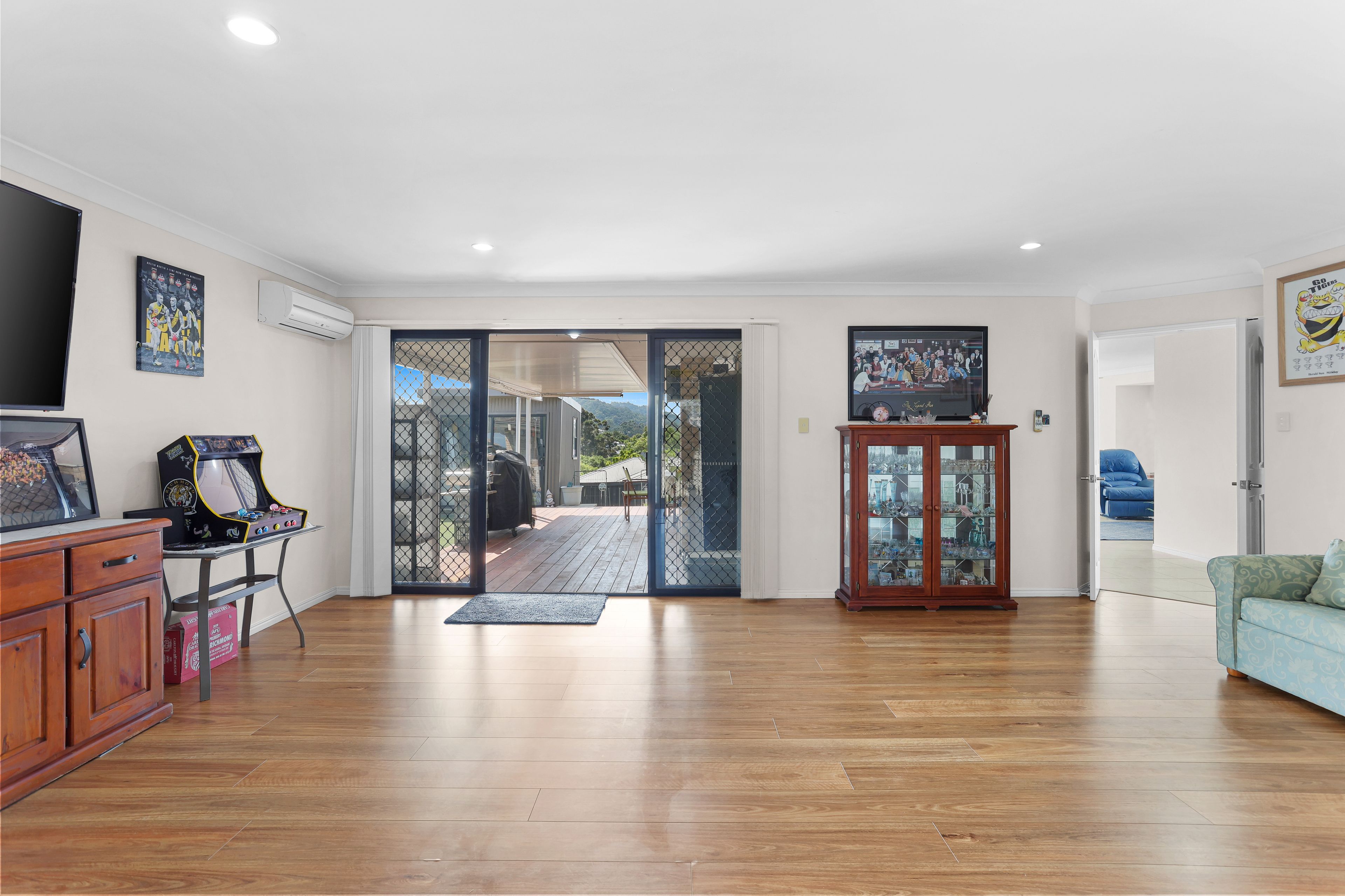 102 Wunburra Circle — photo 5 of 19