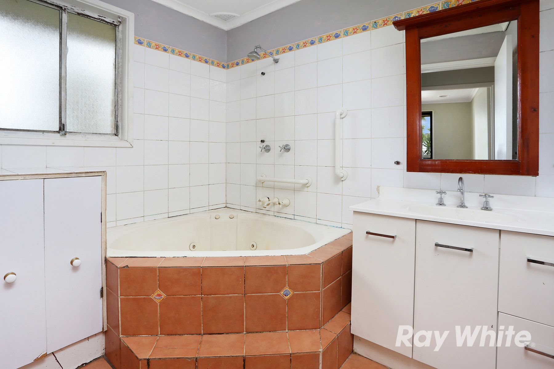 4 Paradise Place — photo 10 of 15