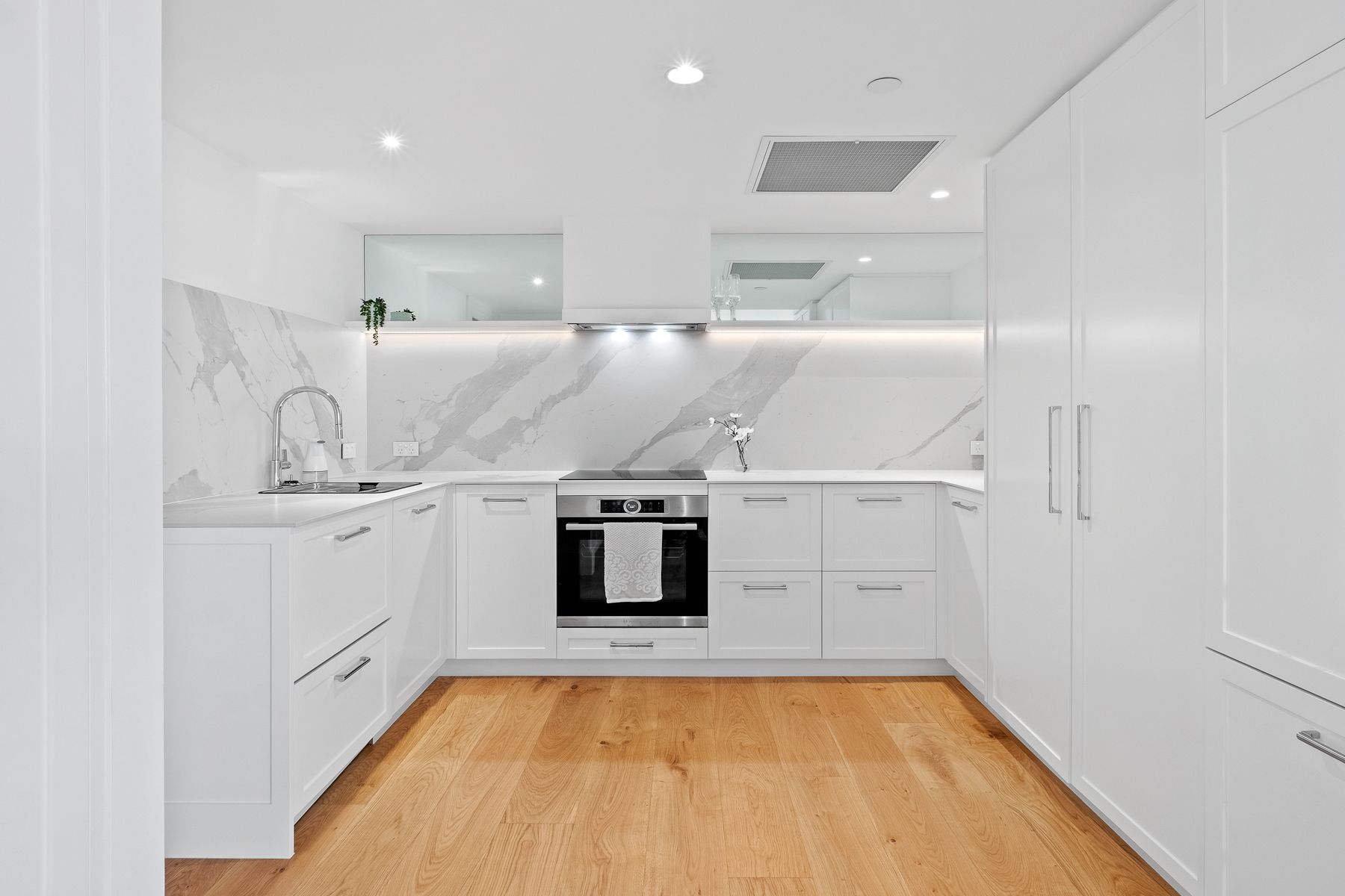 3202/151 George Street — photo 5 of 12