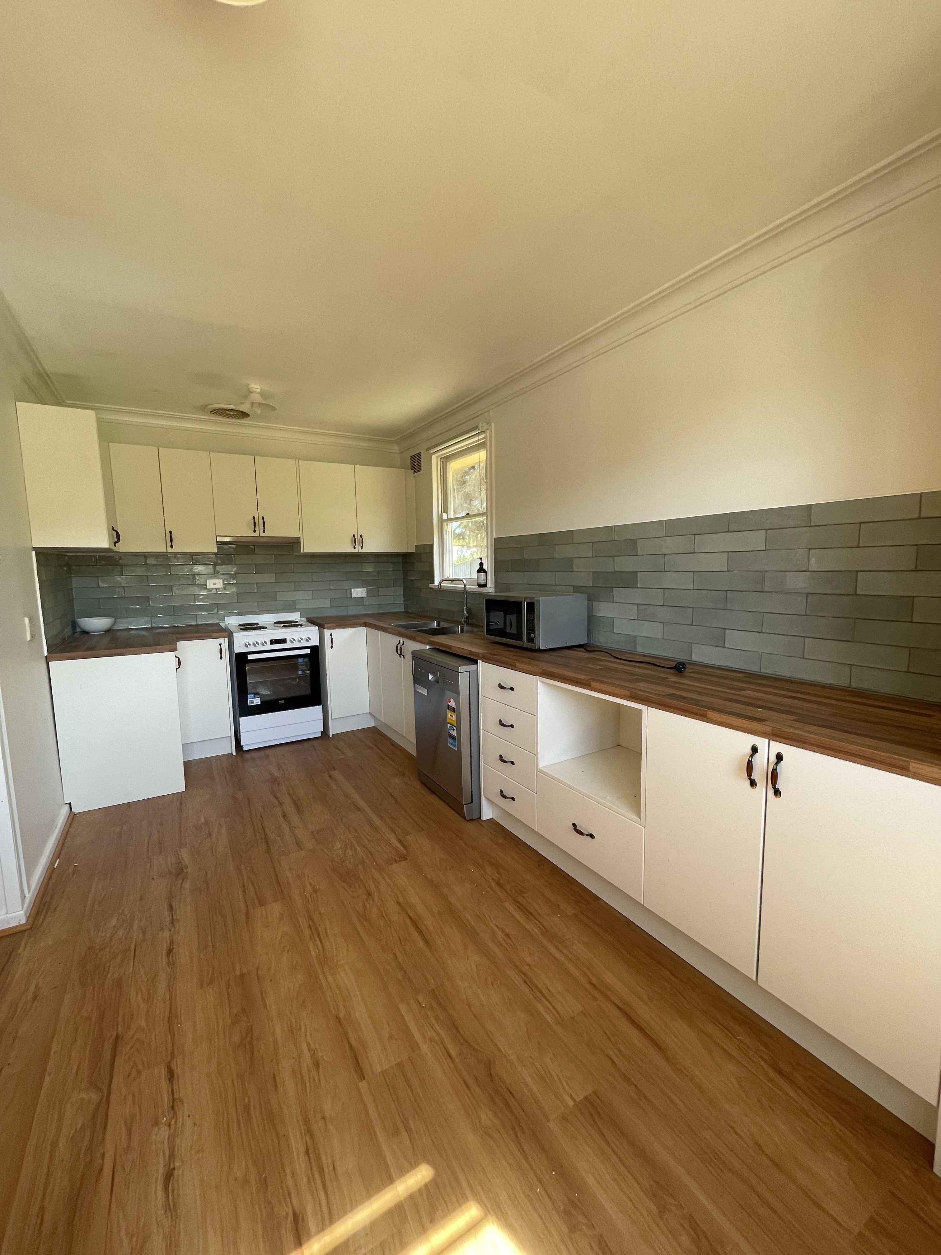 20 Tor Street, Gundagai, NSW 2722