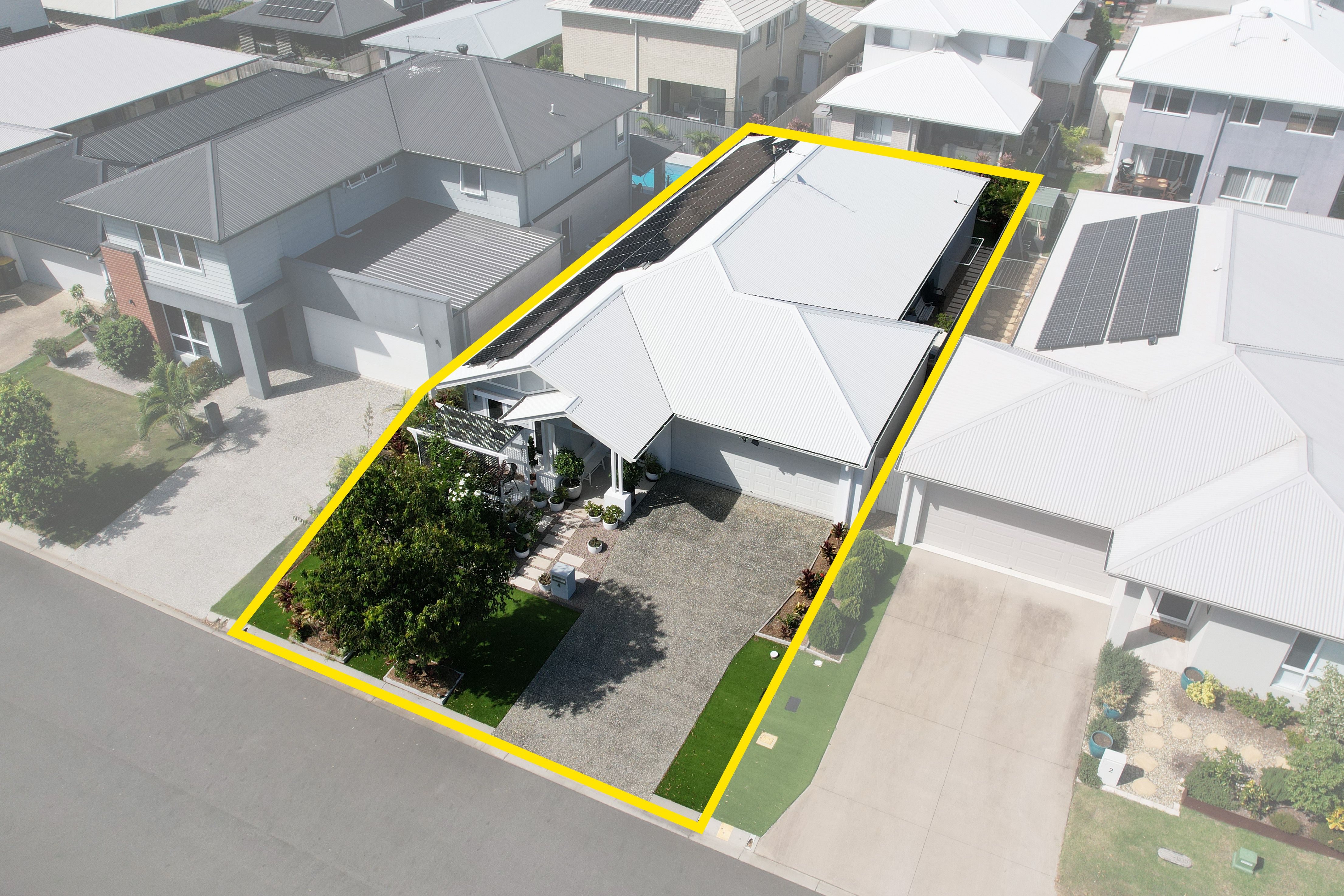 4 Preston Street, Newport, QLD 4020