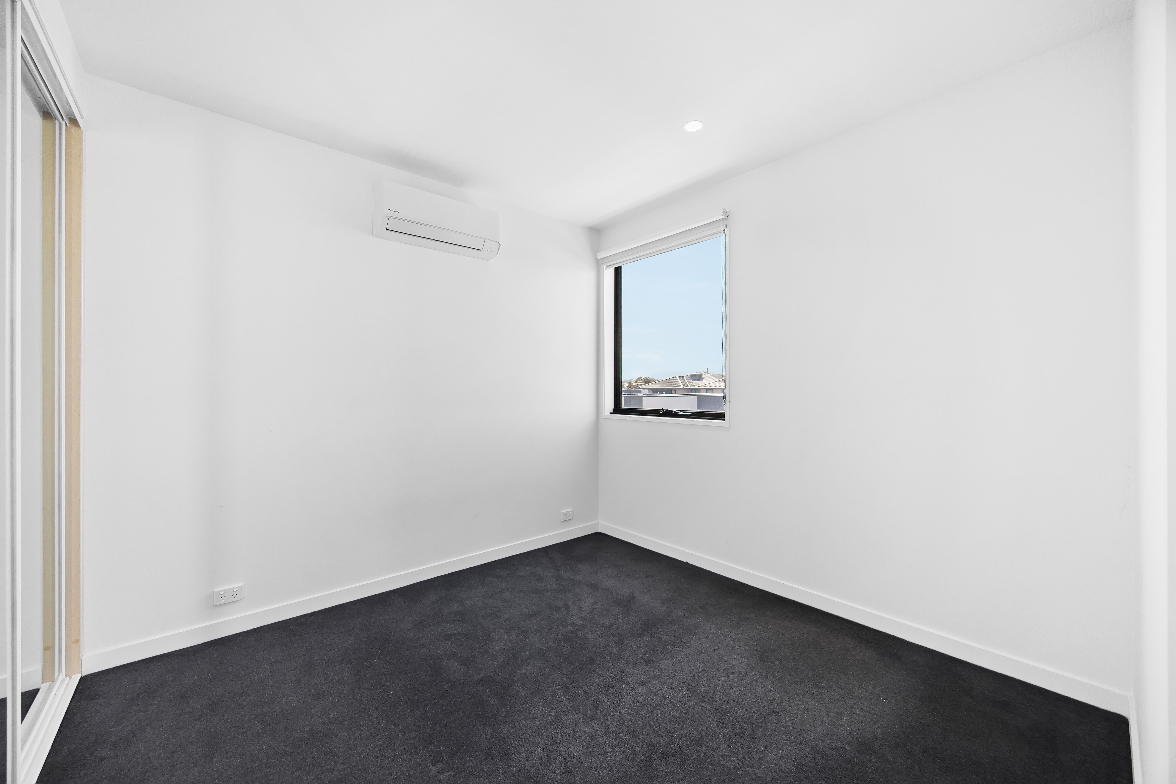 33 Amara Circuit — photo 8 of 10