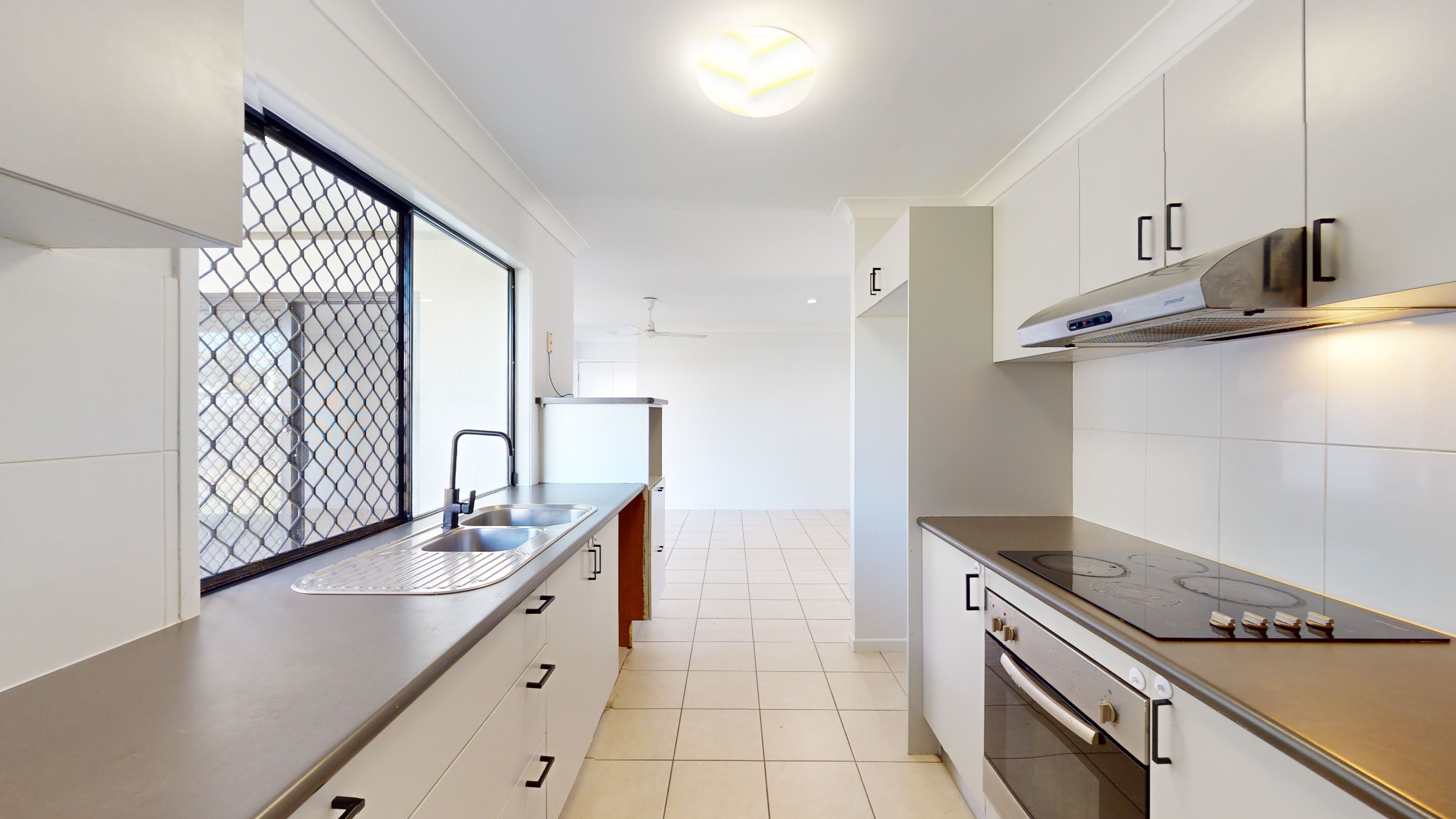 10 Kempton Chase, Burdell, QLD 4818