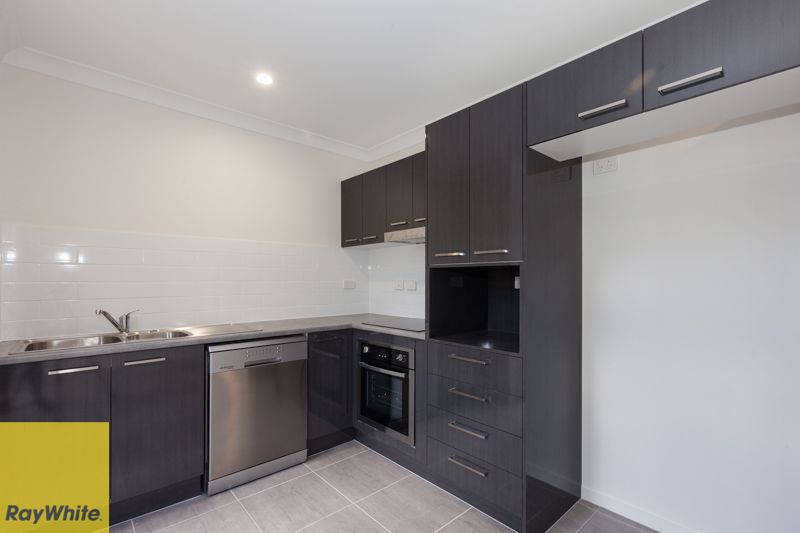 19B Kevin Mulroney Drive, Flinders View, QLD 4305