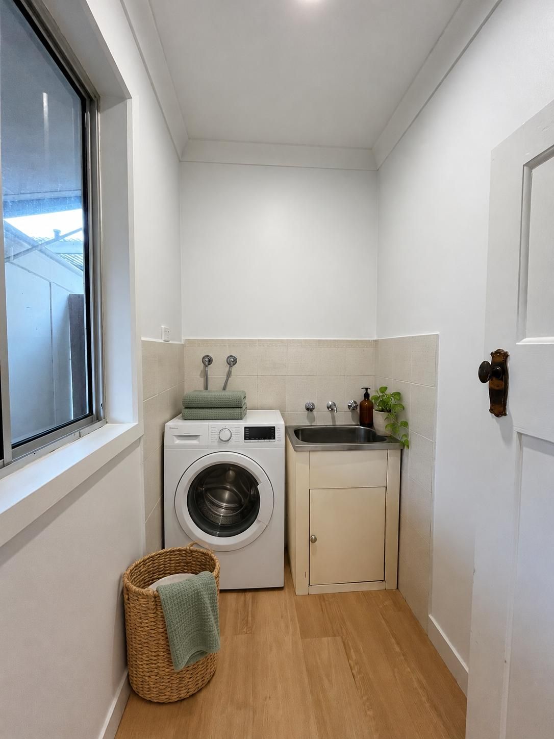 17 Cambrian Avenue — photo 10 of 12