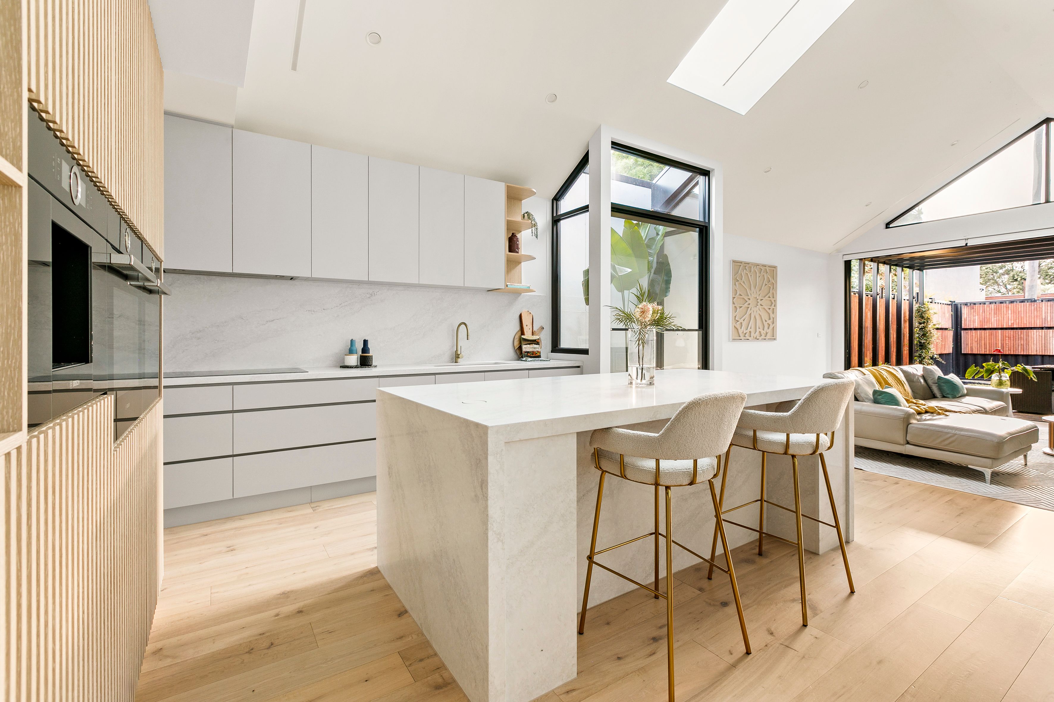 63 De Carle Street — photo 7 of 18