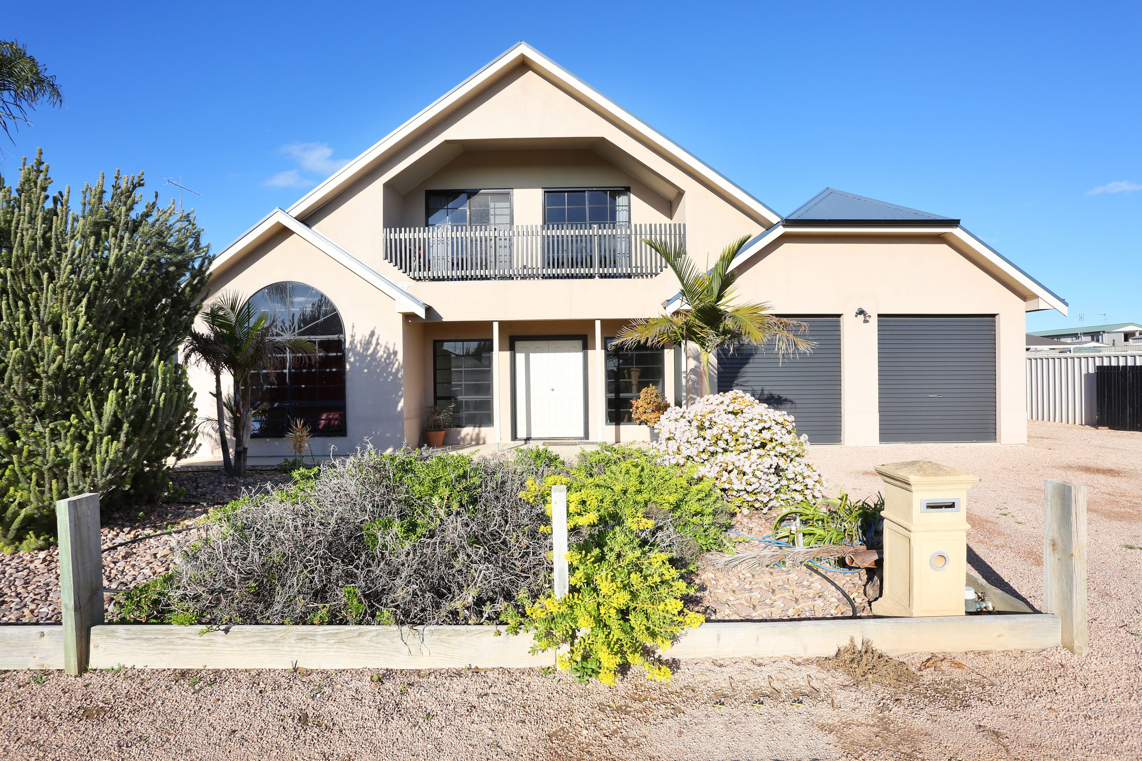 24 Westside Avenue, Moonta Bay, SA 5558