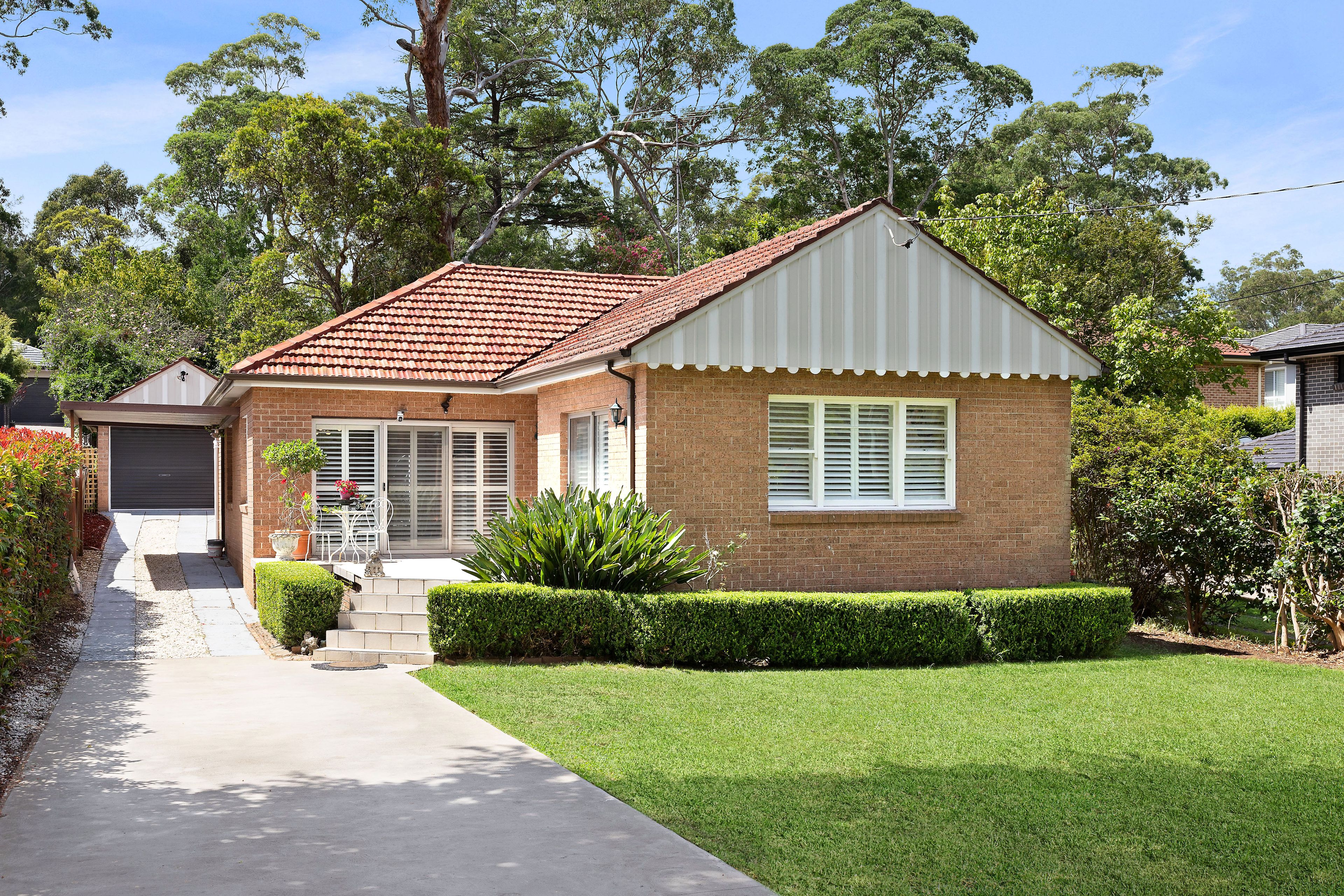 11 Hewitt Avenue, Wahroonga NSW 2076