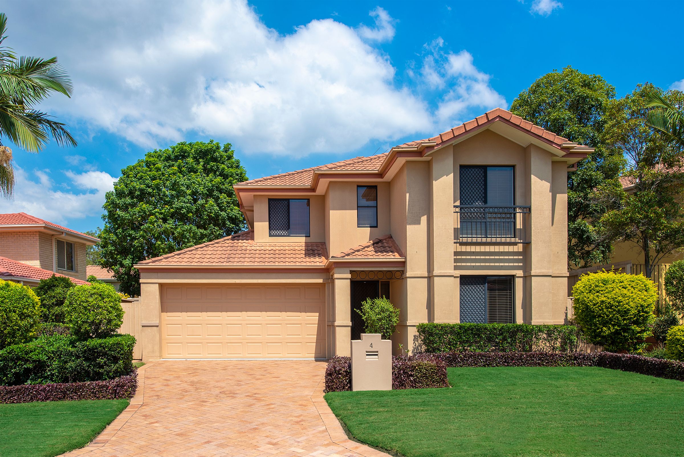 4 Dorval Close, Mansfield QLD 4122