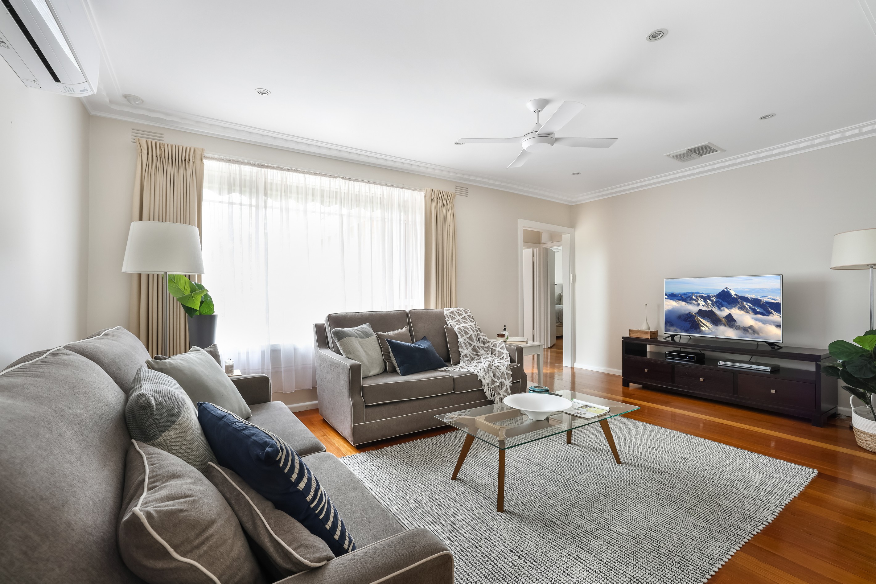 86 Valley Crescent, Glenroy, VIC 3046