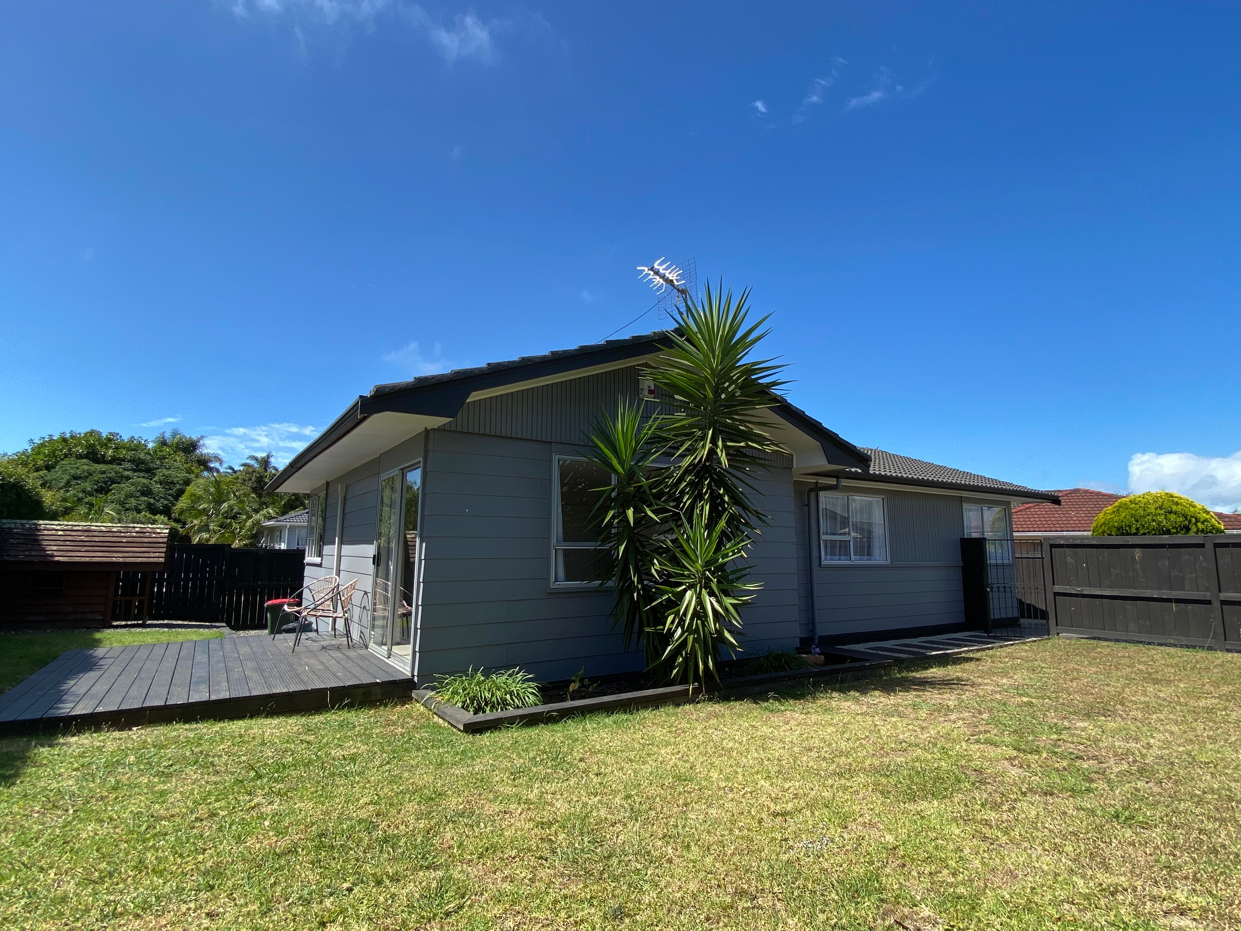 2 Blanche Way, Half Moon Bay, Manukau City