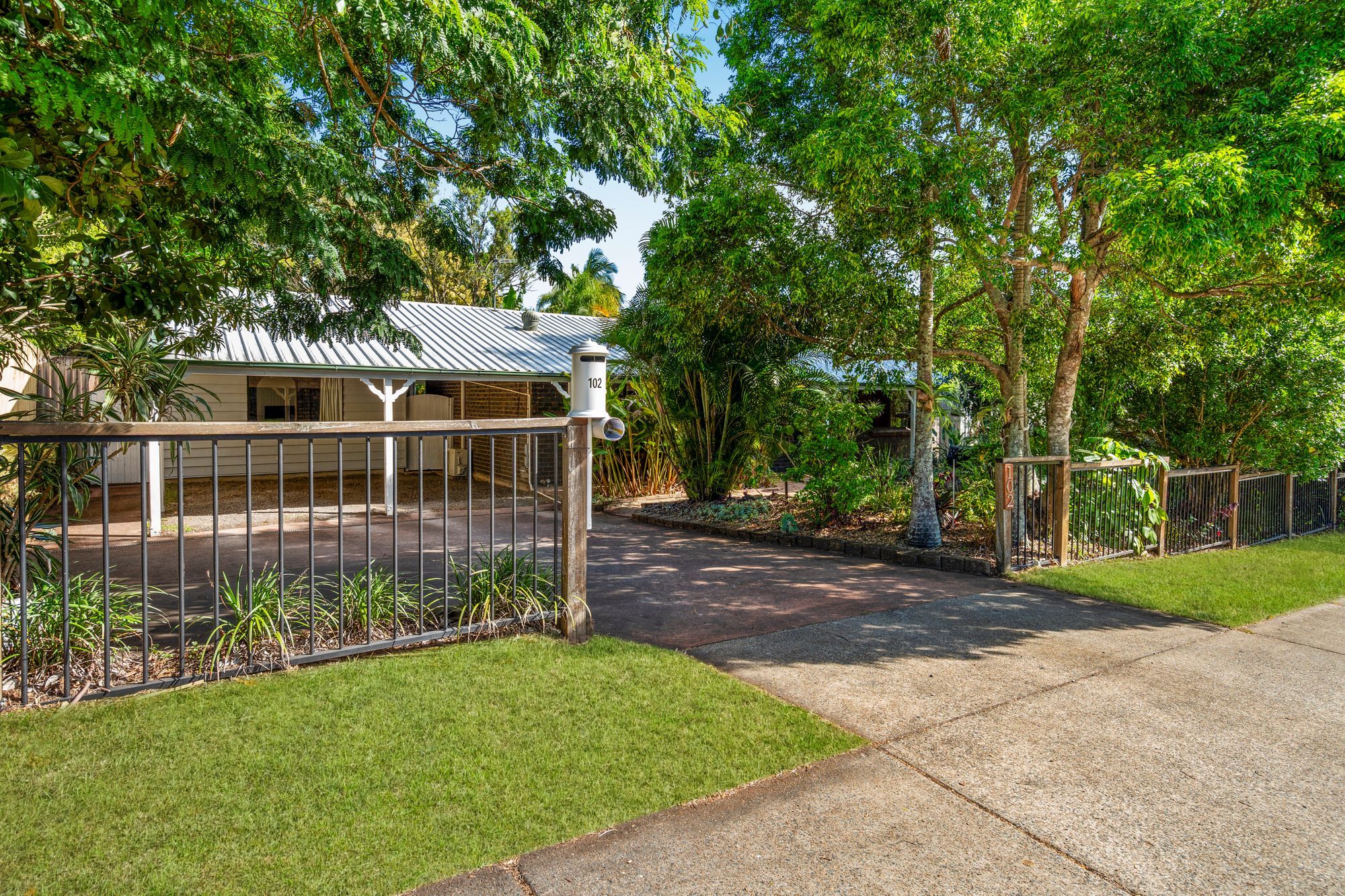 102 Lyndale Street, Daisy Hill QLD 4127