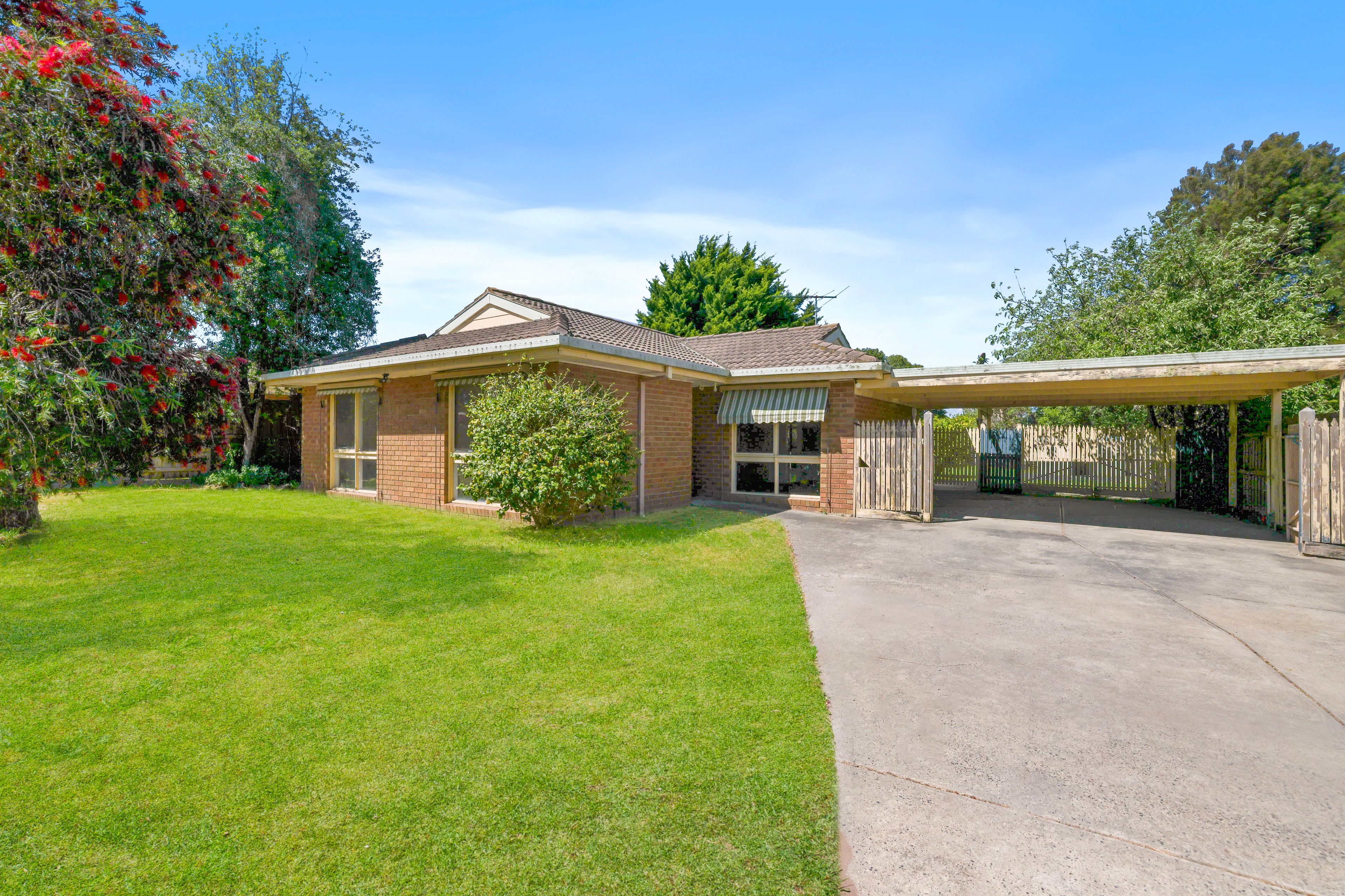 5 Bluegrass Crescent — photo from Ray White Ferntree Gully