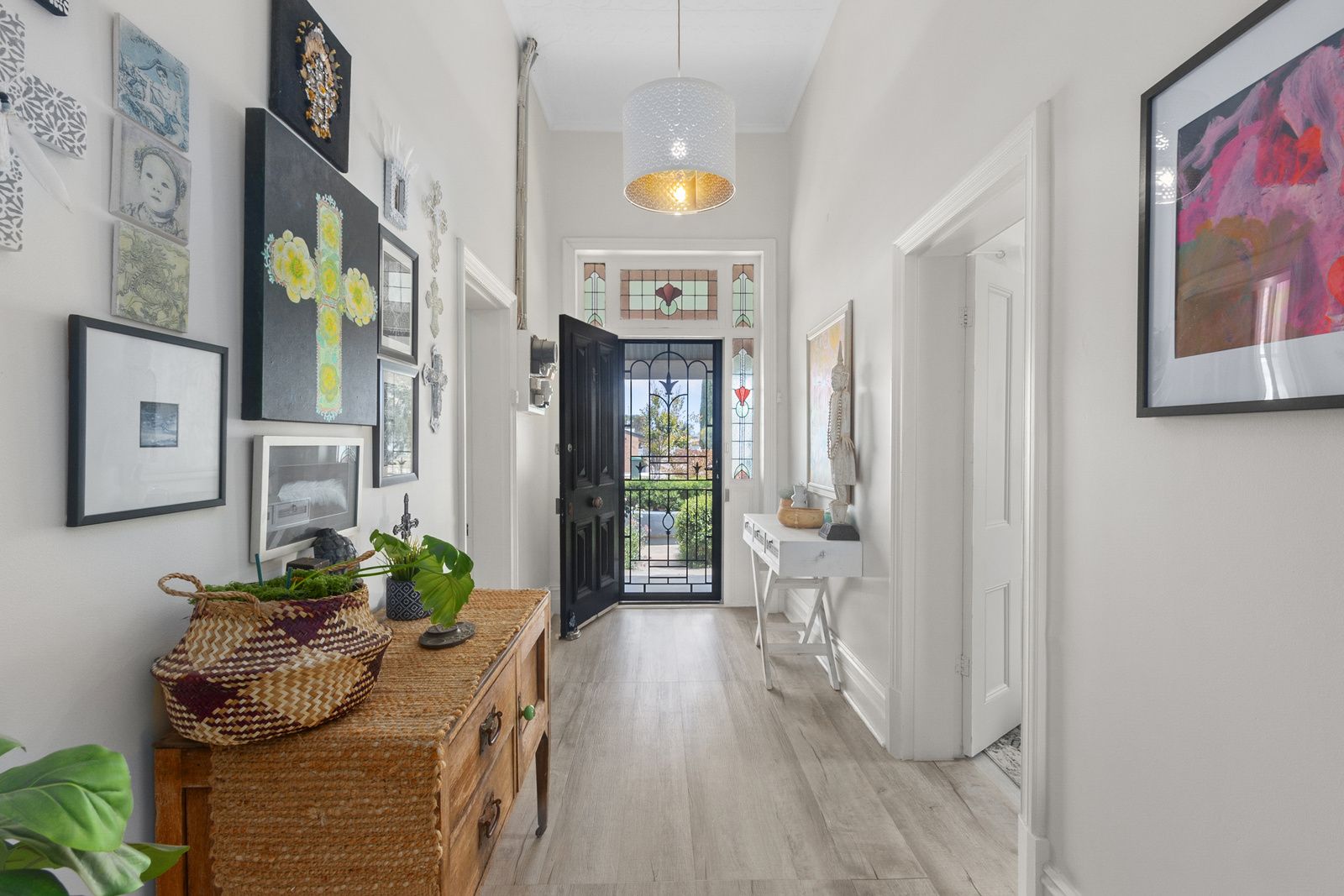 13 Olive Parade — photo 4 of 22