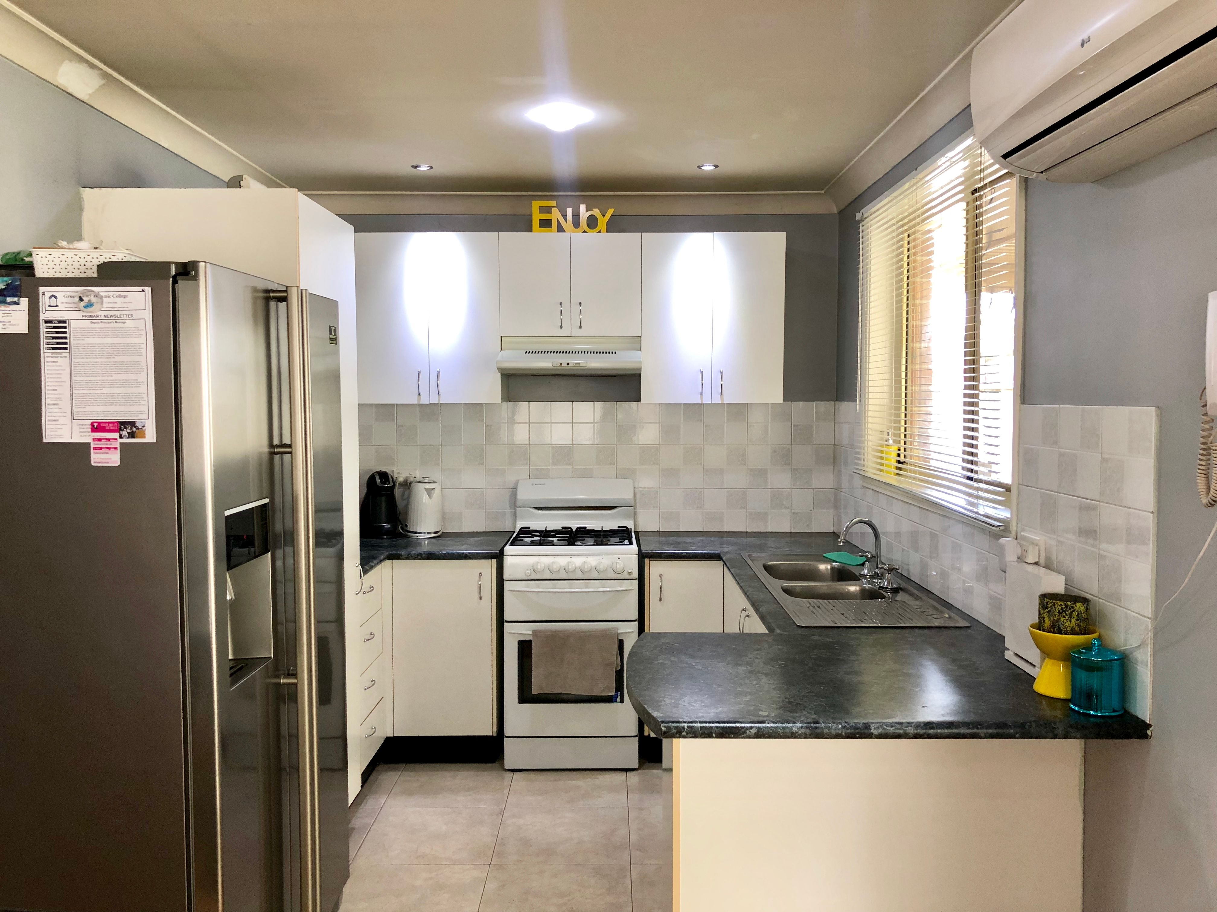 28 Tingha Close, Hinchinbrook, NSW 2168