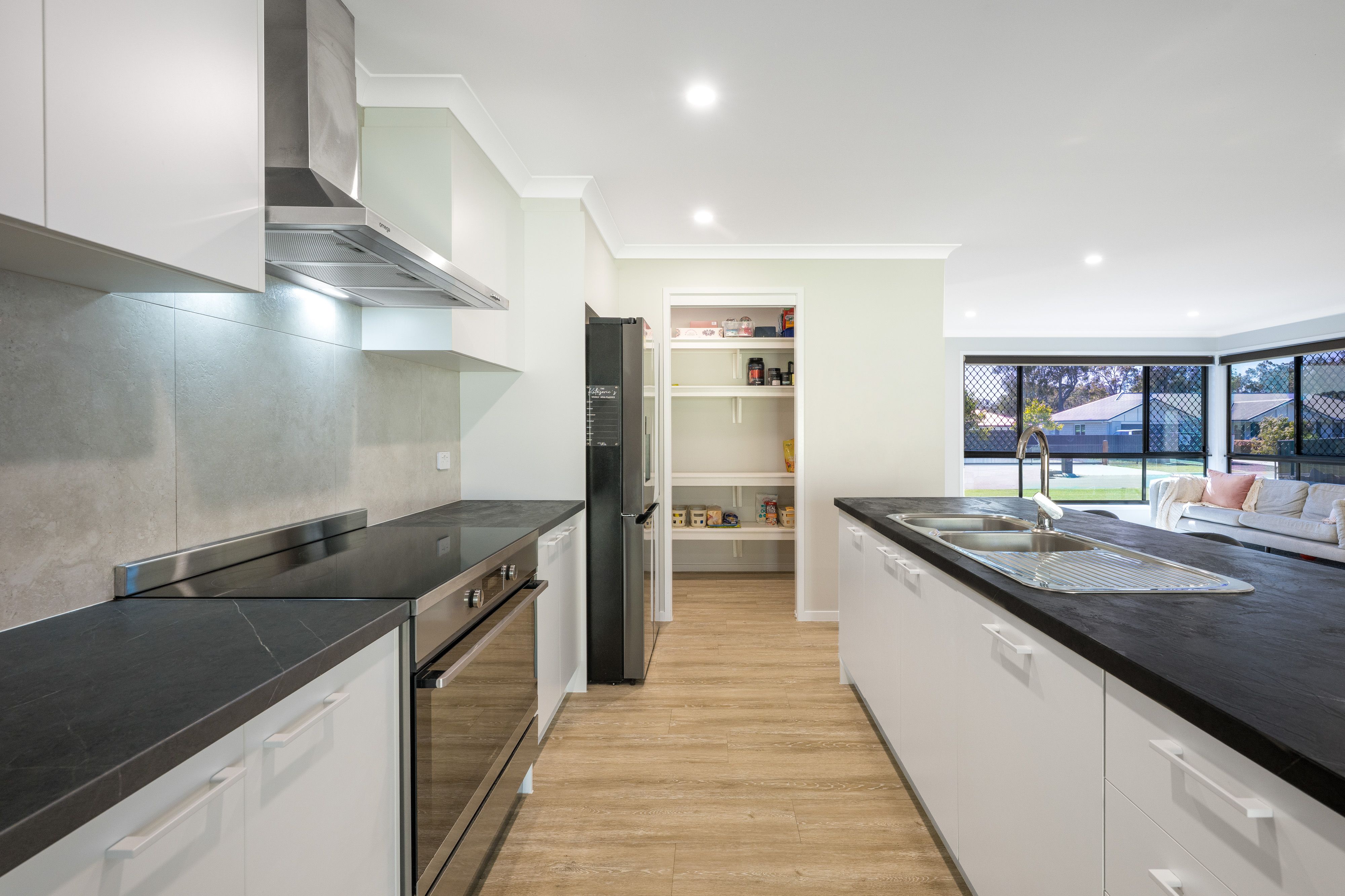 52 Brookvale Drive — photo 6 of 22