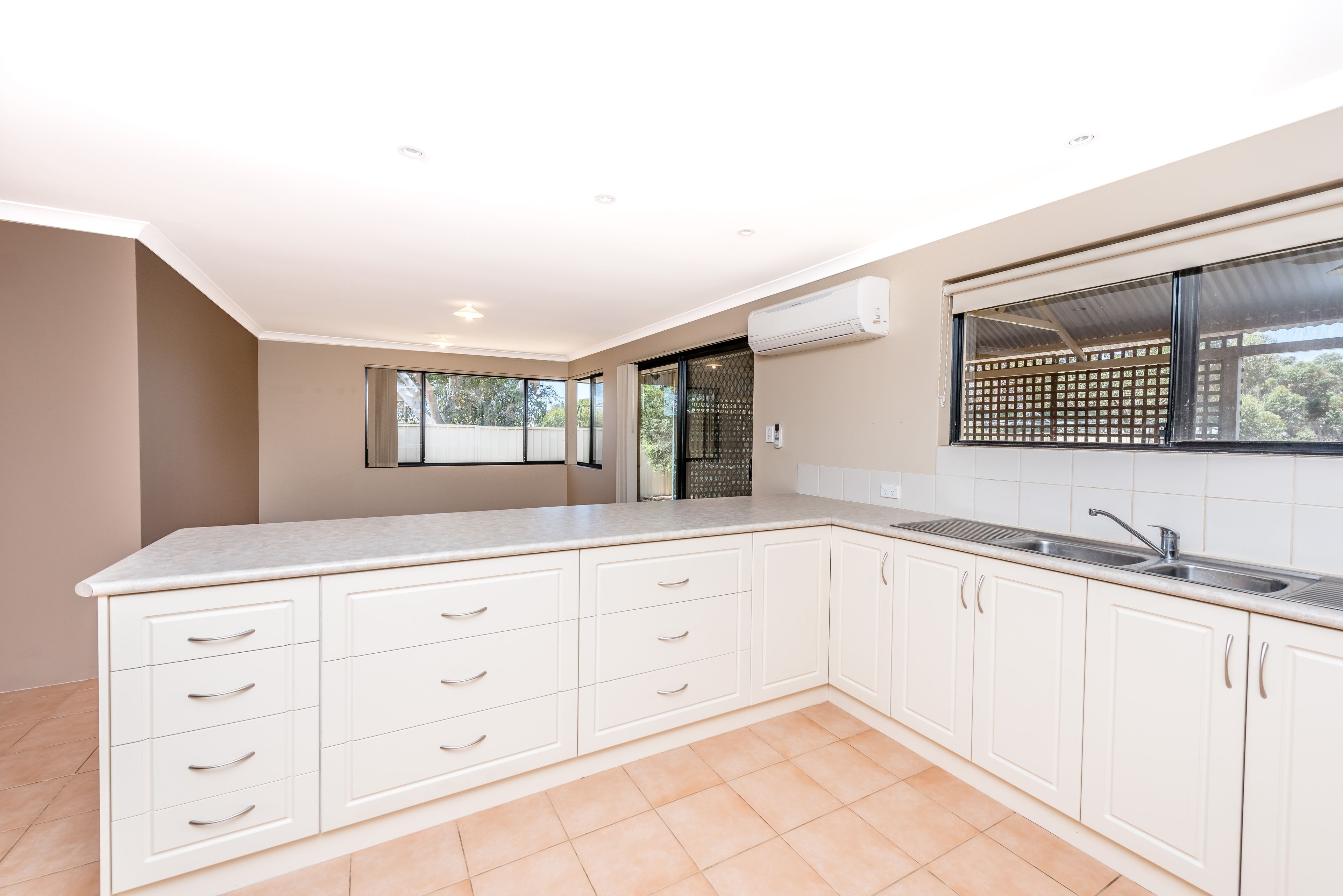 5 Horseshoe Court, Deepdale, WA 6532 Leased House Ray White Geraldton