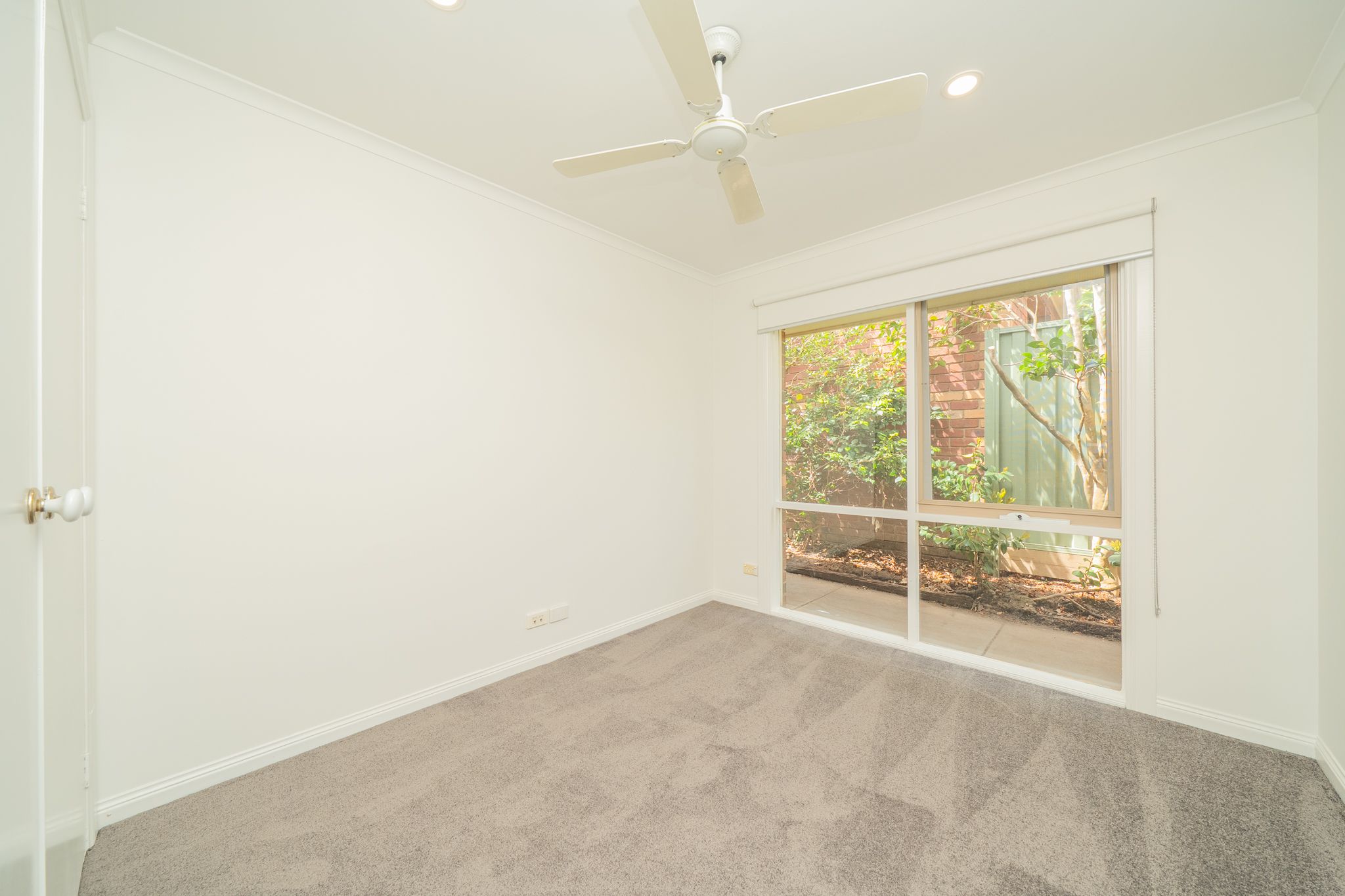 33 Hedgeley Drive — photo 7 of 13