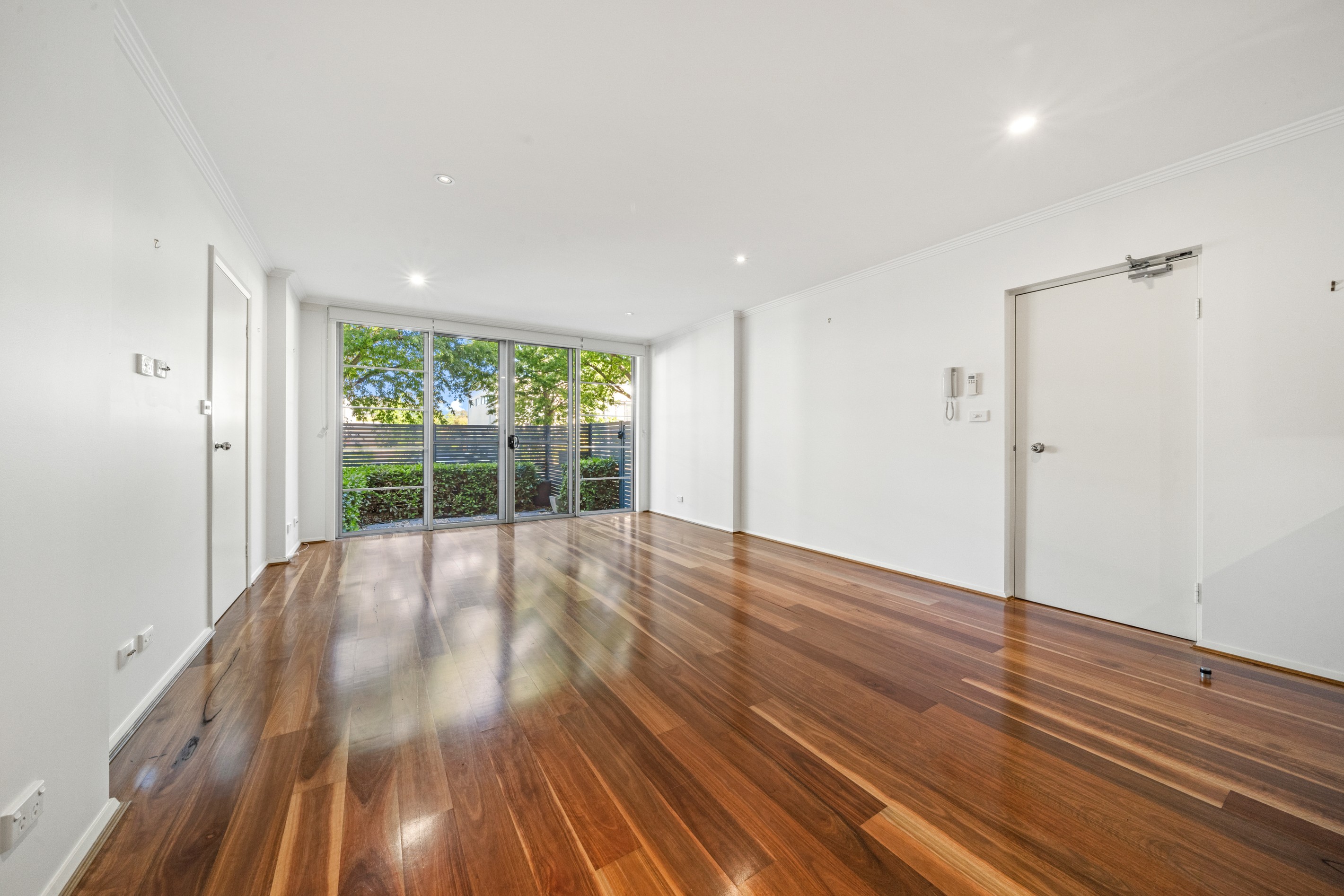2/24 De Burgh Street, Lyneham, ACT 2602