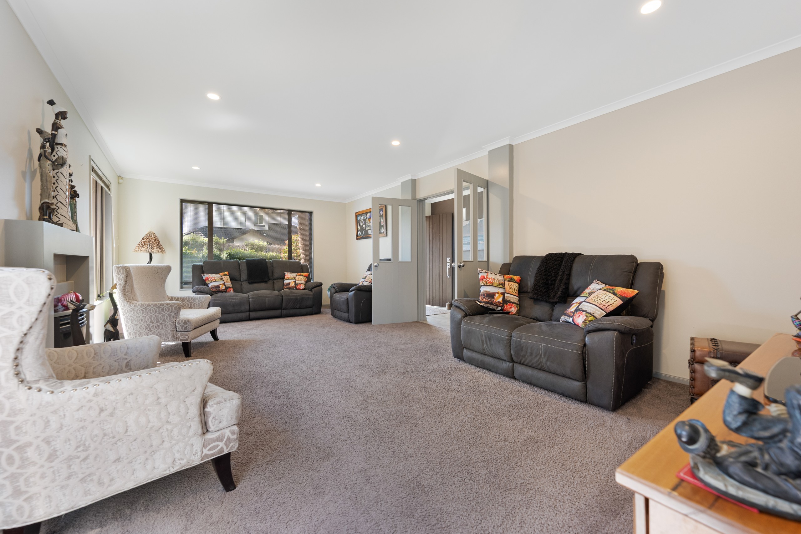 83 Wayne Francis Drive, Flat Bush, Manukau City