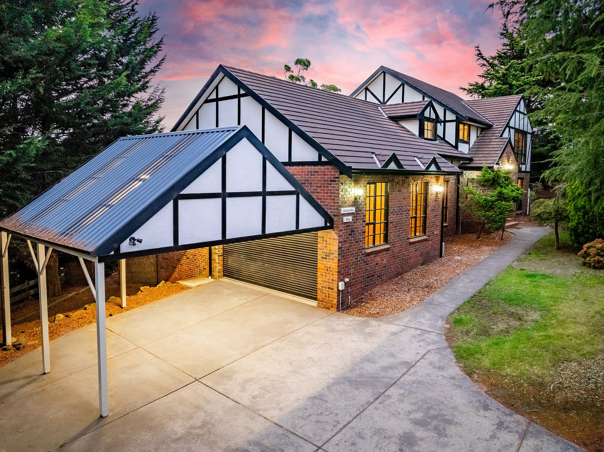 76 Churchill Park Drive, Lysterfield South, VIC 3156 House for Sale