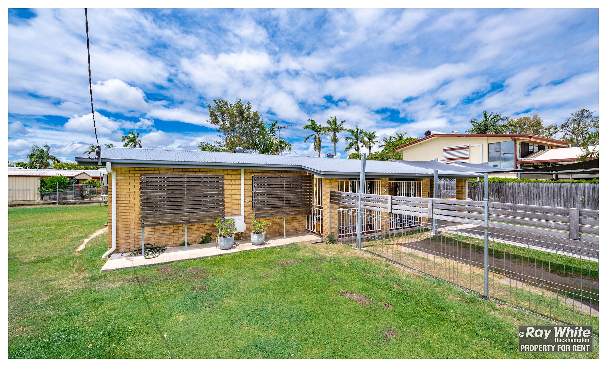 5 Barfoot Street, Kawana, QLD 4701