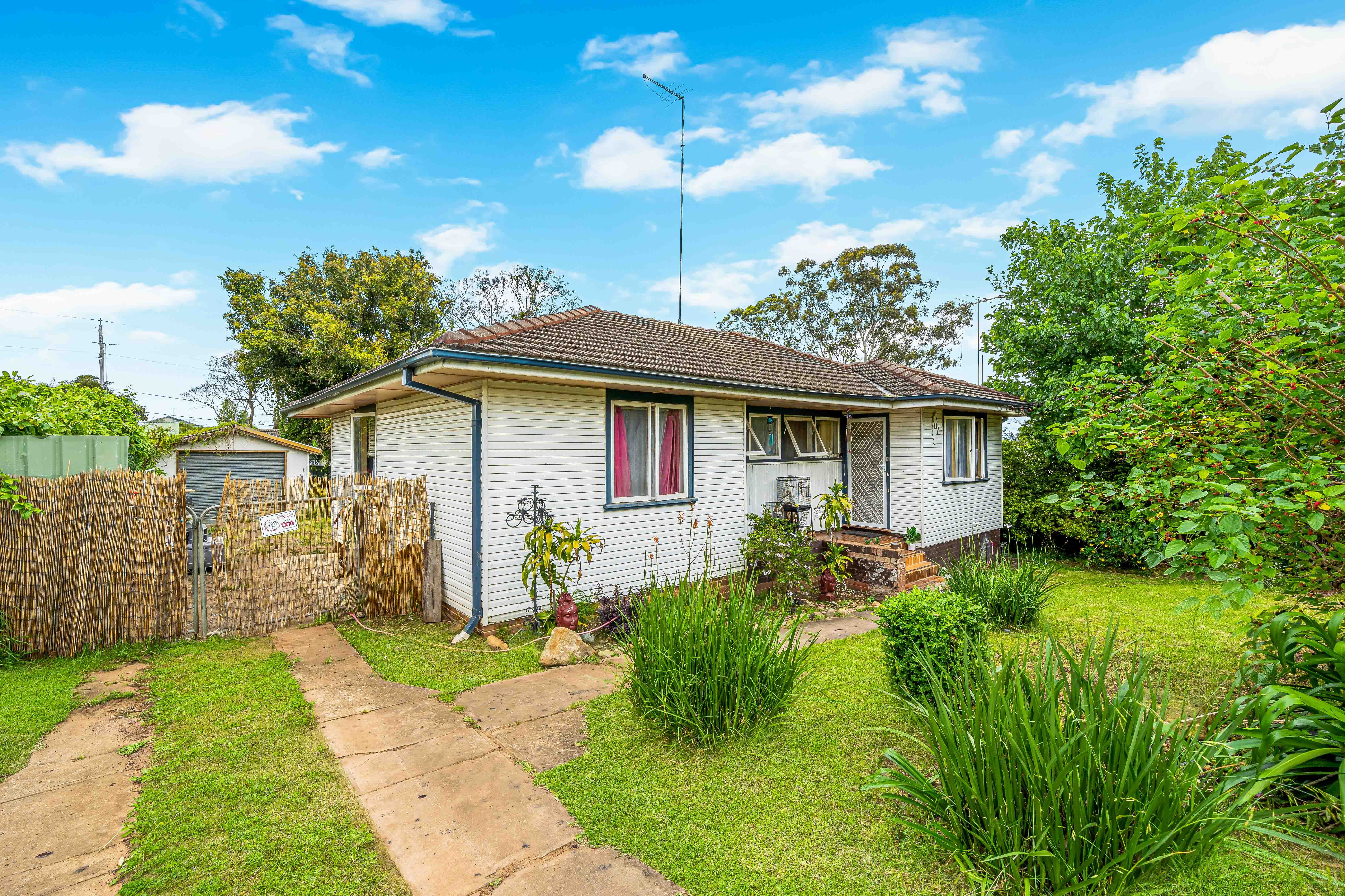 11 Wootten Street, Colyton NSW 2760