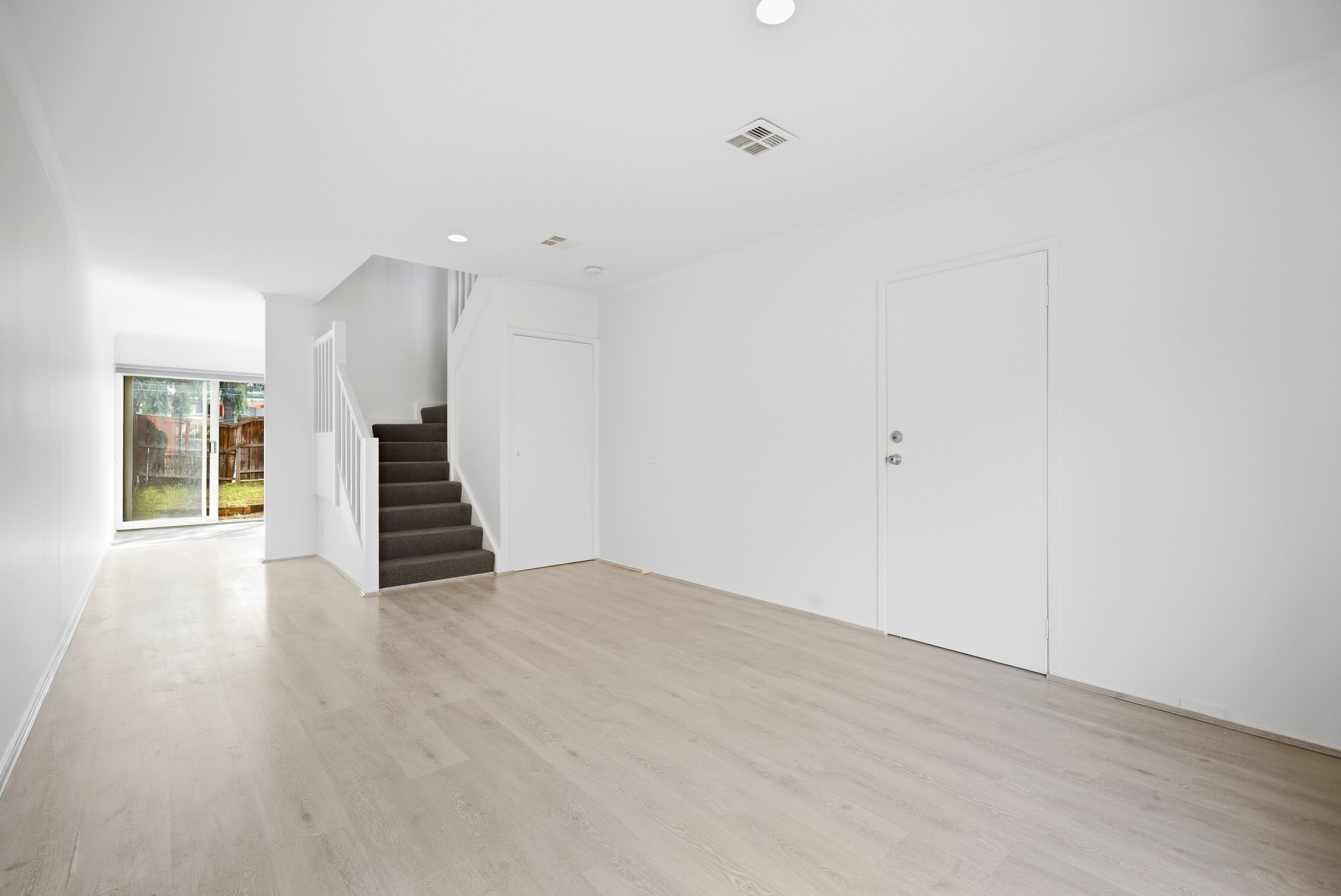 28 Kings Court — photo 5 of 16