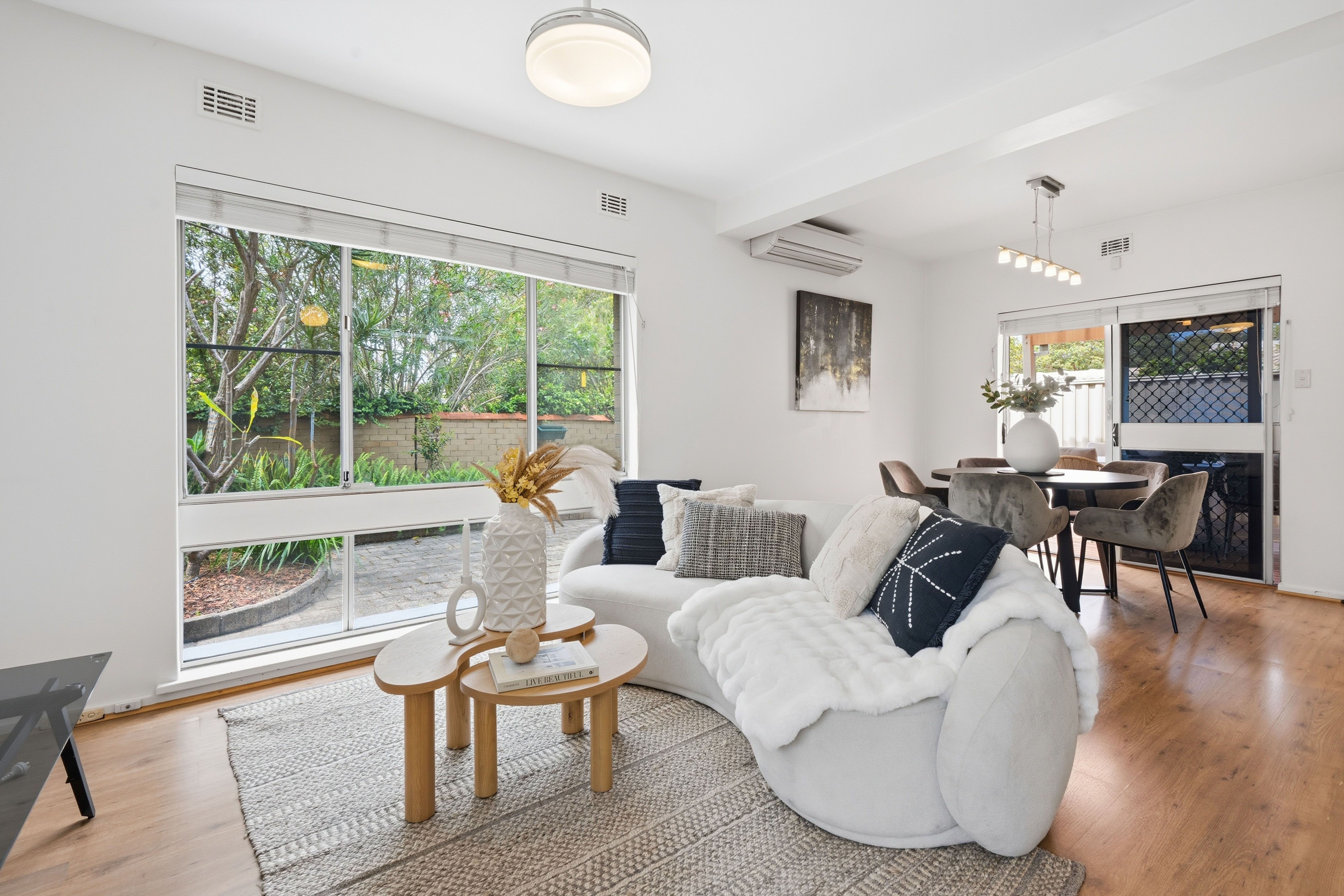 1/21 Lockhart Street — photo 4 of 20